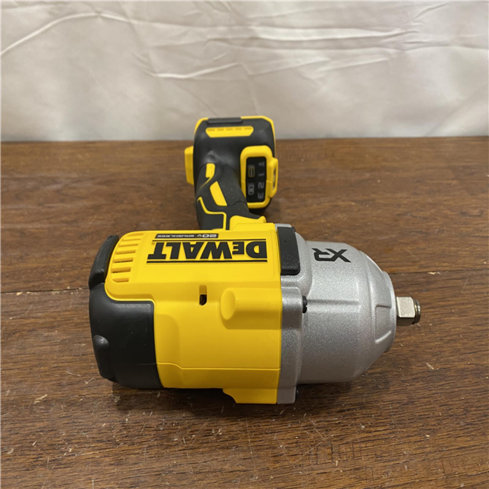 AS-ISDEWALT 20V MAX XR 1/2 High Torque Impact Wrench with Hog Ring Anvil