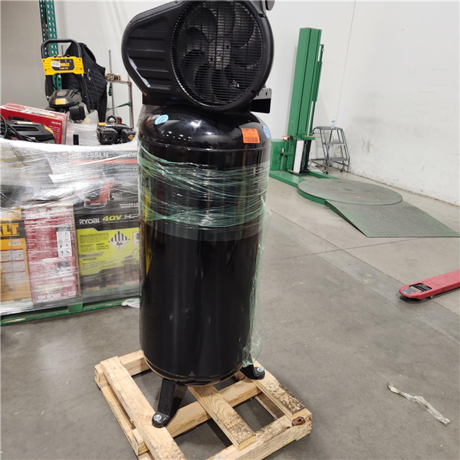 Dallas Location - As-Is Husky C603H Stationary Electric Air Compressor