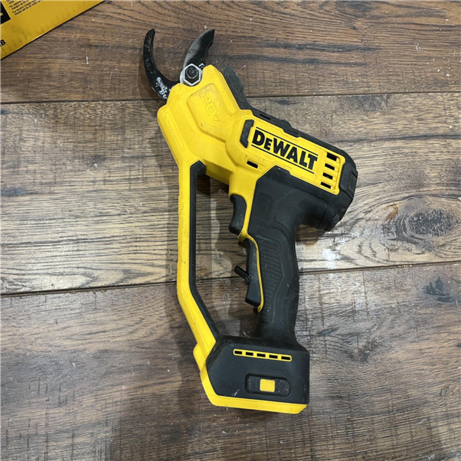 AS-IS DeWalt Cordless Pruner