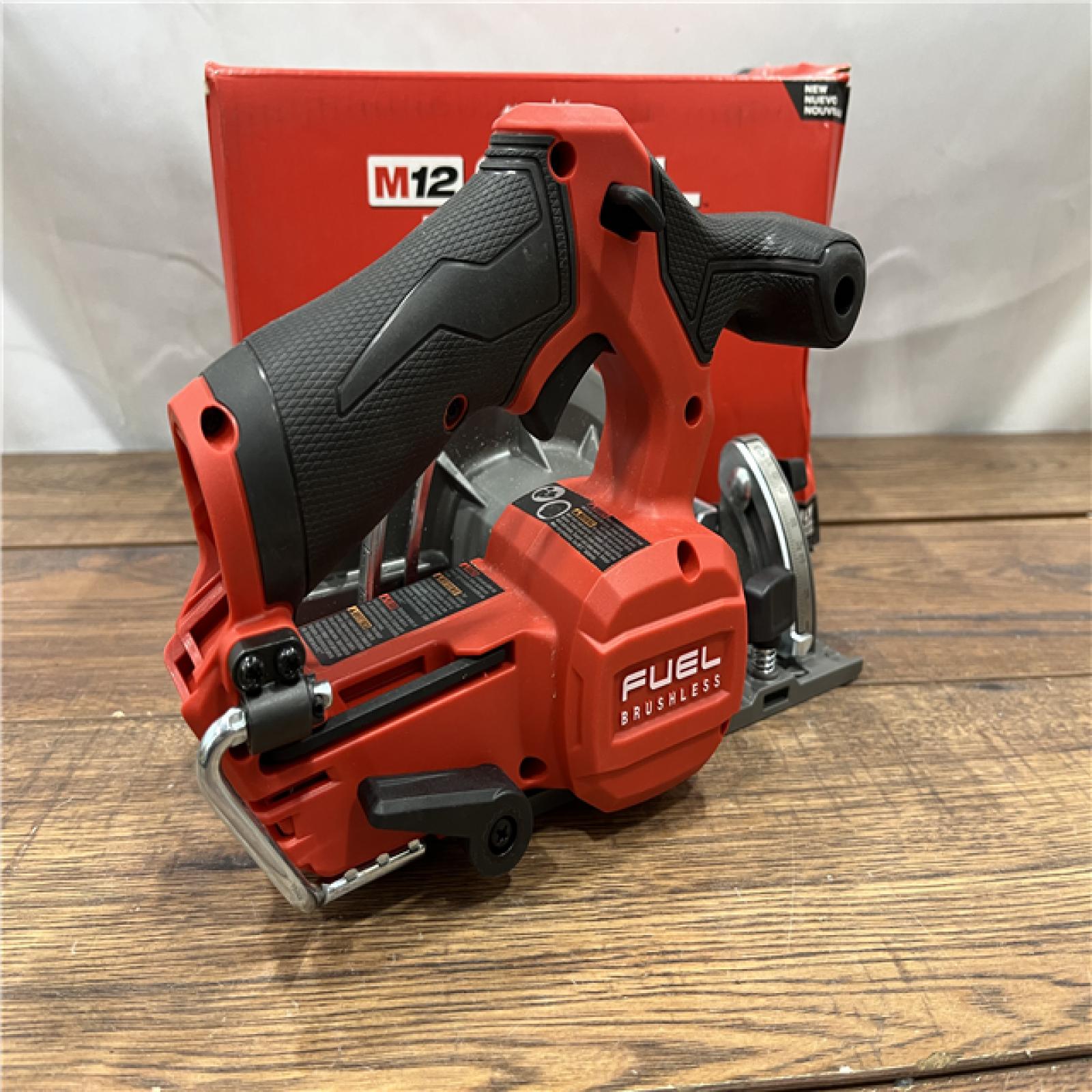 AS-IS Milwaukee M12 FUEL 12V Lithium-Ion Brushless 5-3/8 in. Cordless Circular Saw (Tool-Only)