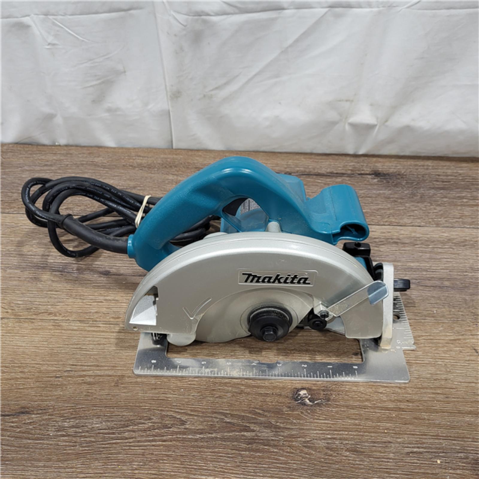 AS-IS Makita 7-1/4 in. Circular Saw