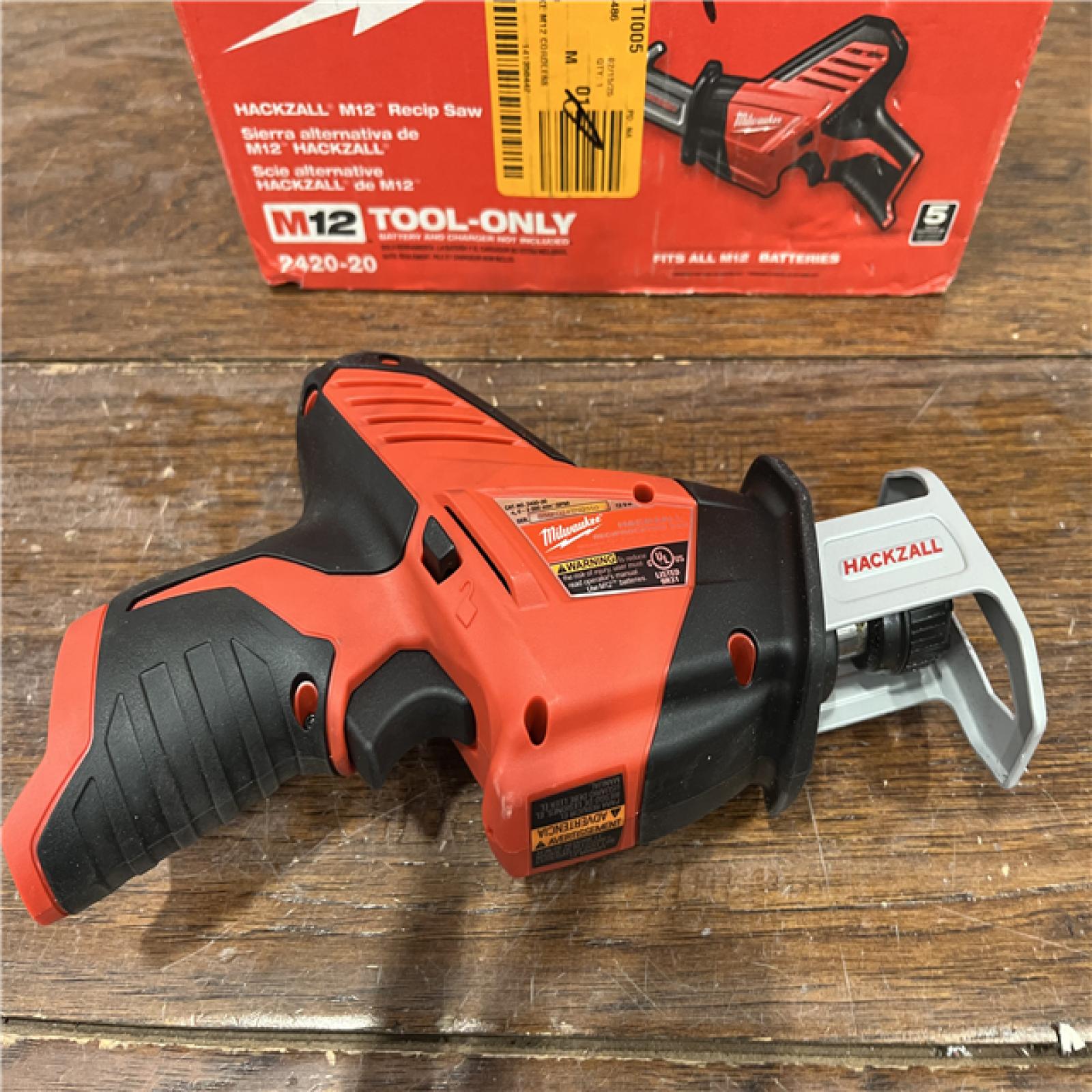 AS-ISMilwaukee 2420-20 HACKZALL M12 Cordless LITHIUM-ION Reciprocating Saw