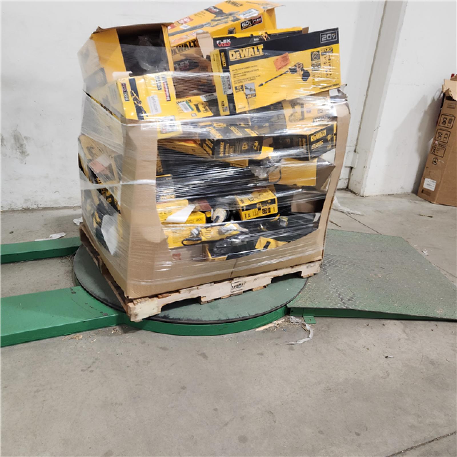 Dallas Location - As-Is DEWALT Tool Pallet