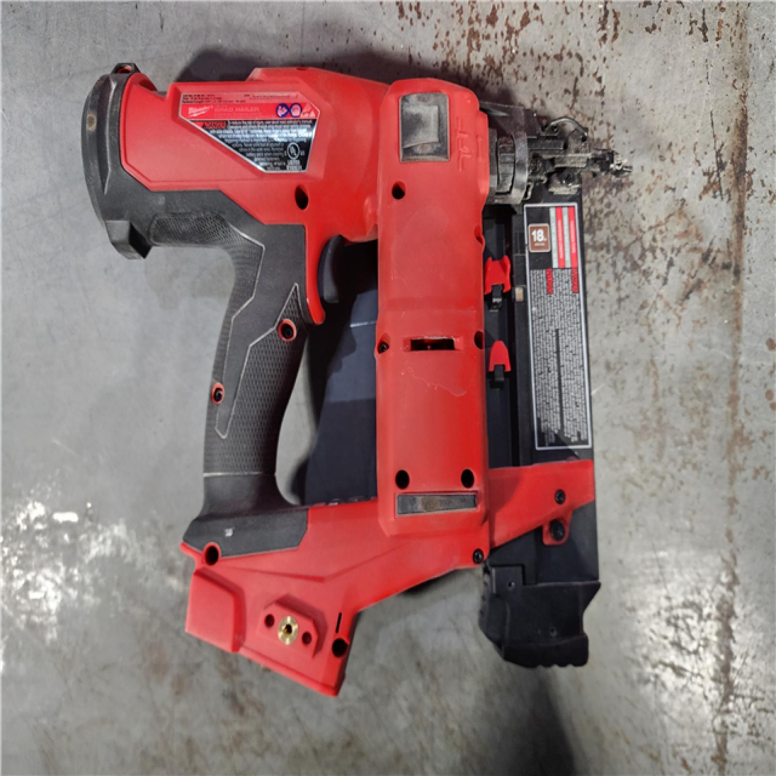 HOUSTON LOCATION - AS-IS Milwaukee M18 Fuel 18V Brushless 18-Gauge Brad Nailer 2746-20 (Bare Tool)