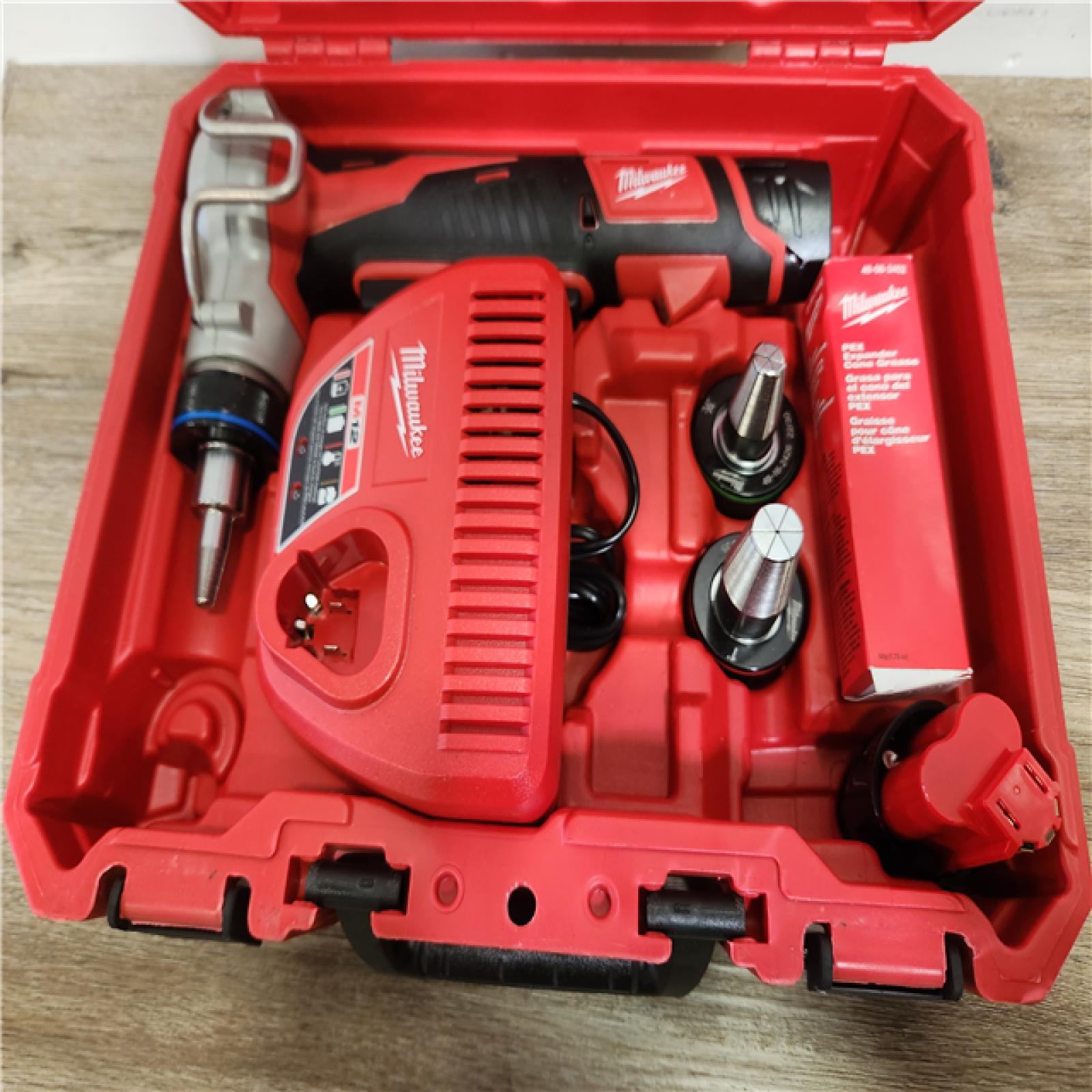 Phoenix Location Appears NEW Milwaukee M12 Cordless PEX Expansion Tool Kit  2474-22