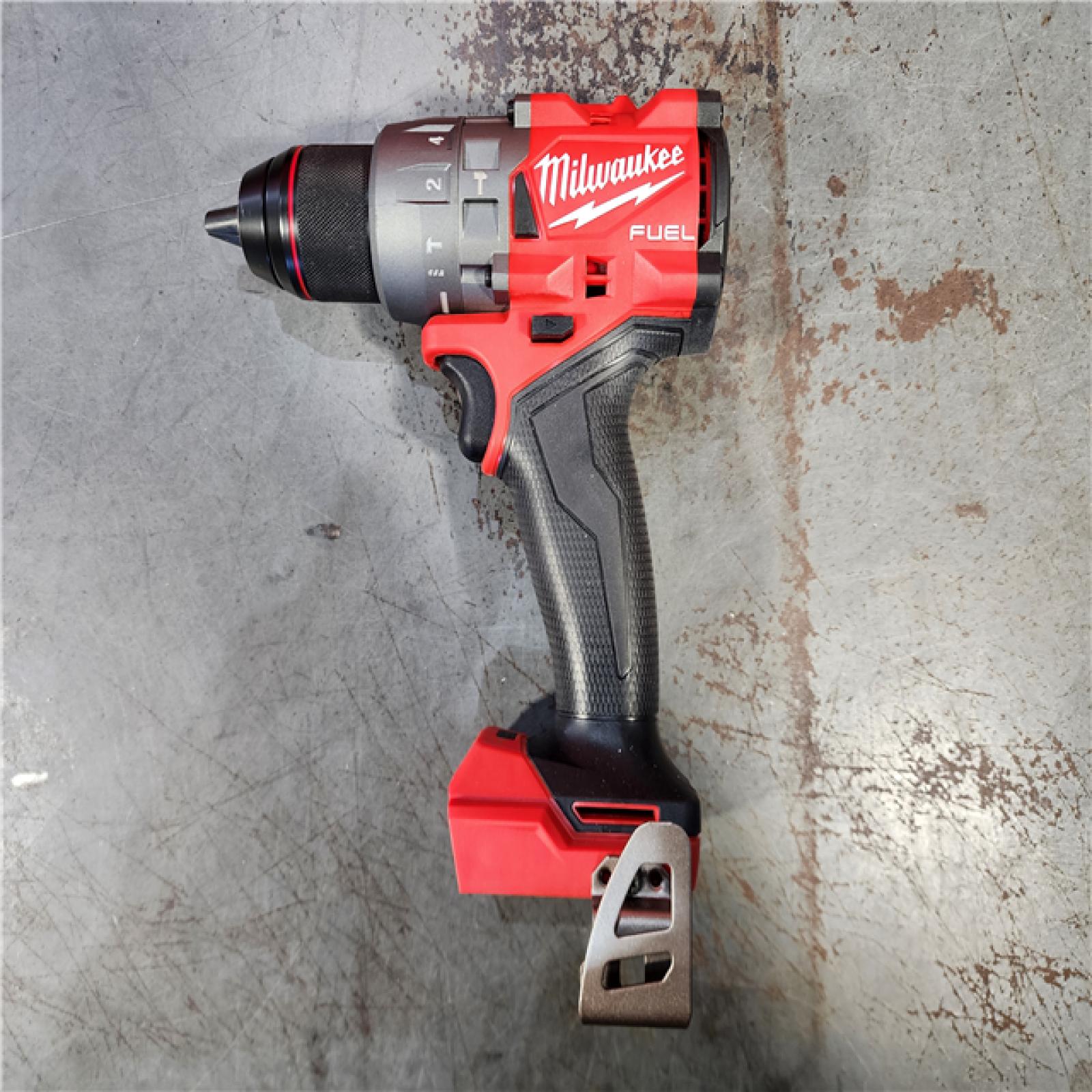 HOUSTON LOCATION - AS-IS (APPEARS LIKE NEW) Milwaukee 2904-22 Hammer Drill Driver Kit with Batteries  Charger & Tool Case  Red