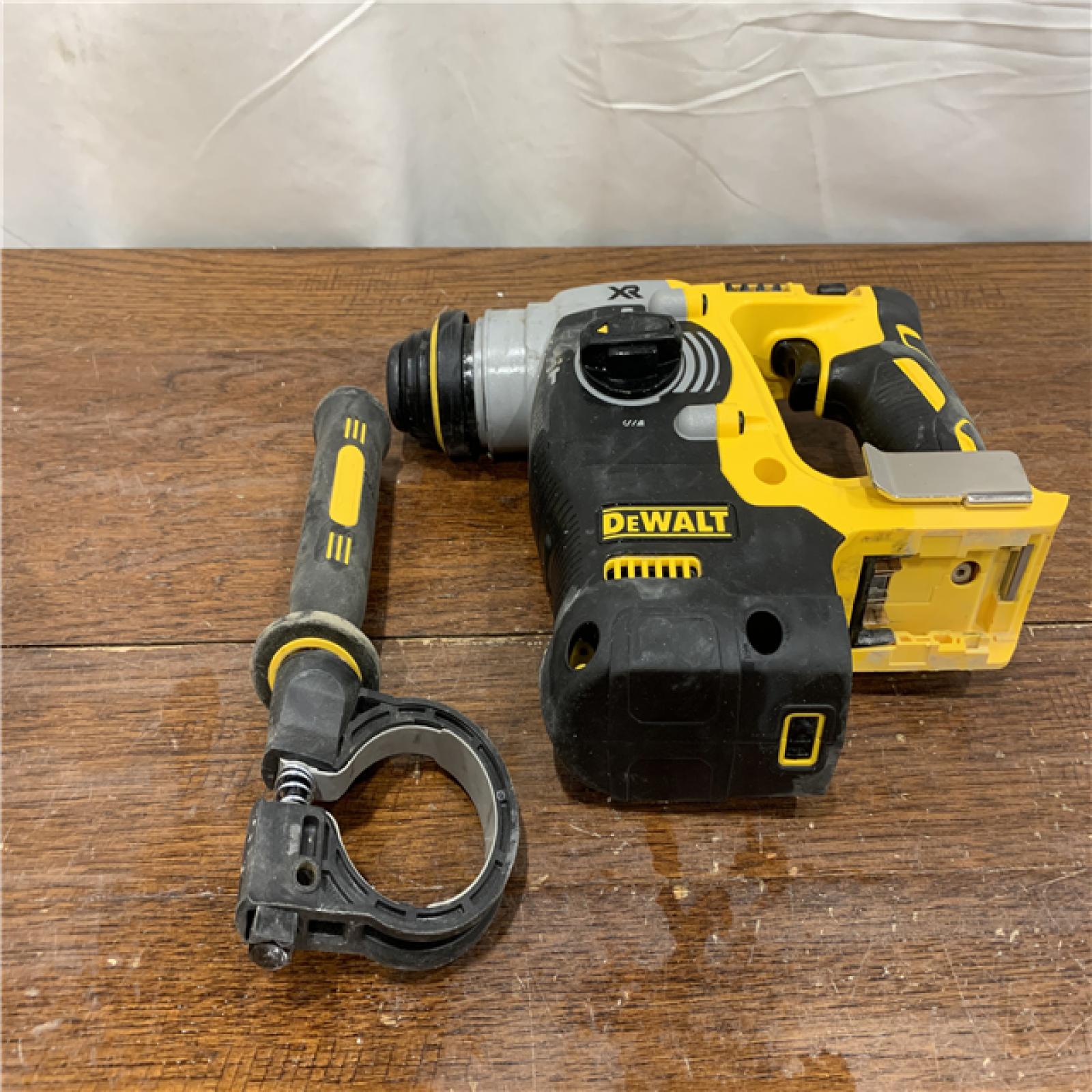 AS-ISDewalt | SDS 20-V Cordless Rotary Hammer