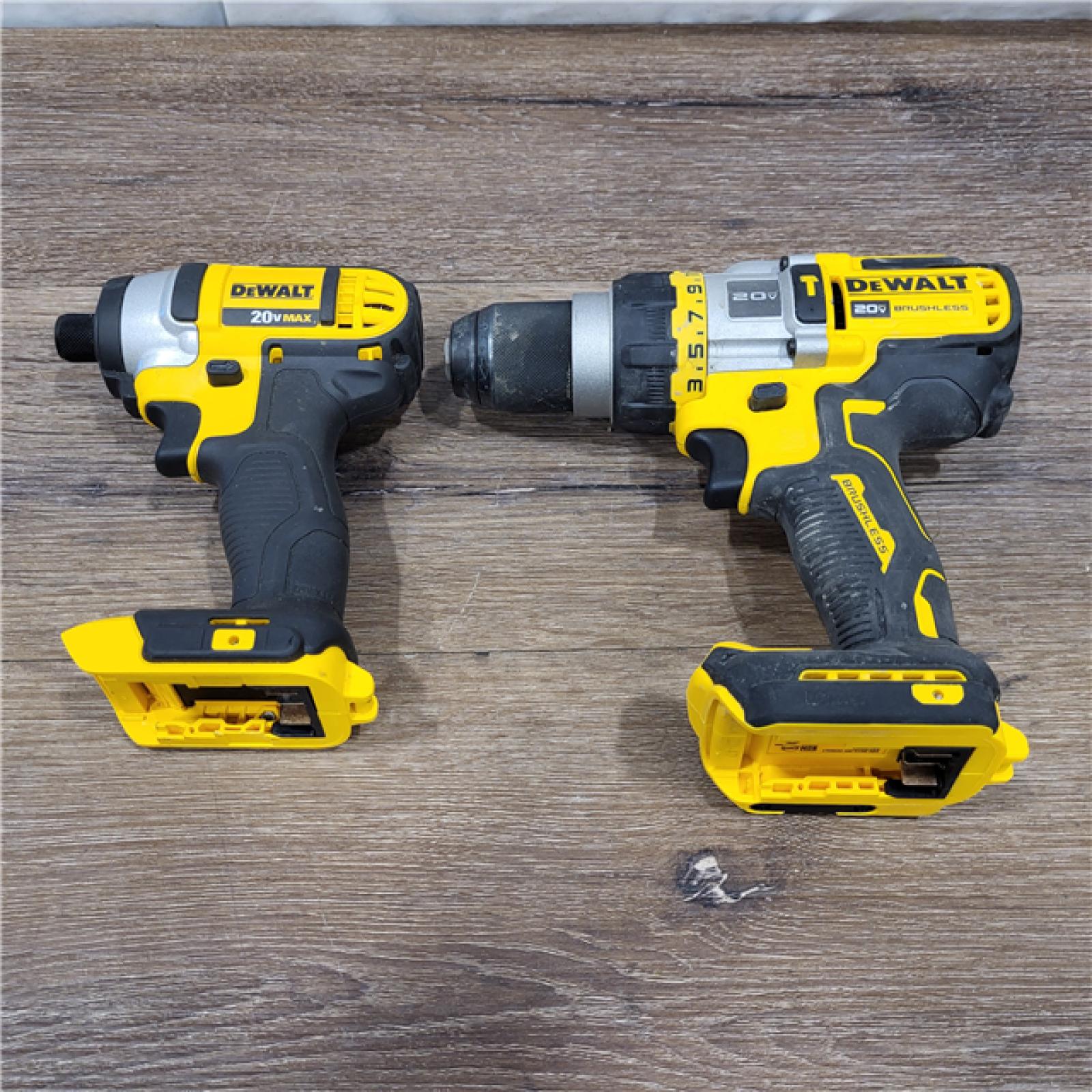 AS-IS 20V MAX Cordless Brushless Hammer Drill/Driver 2 Tool Combo Kit with FLEXVOLT ADVANTAGE