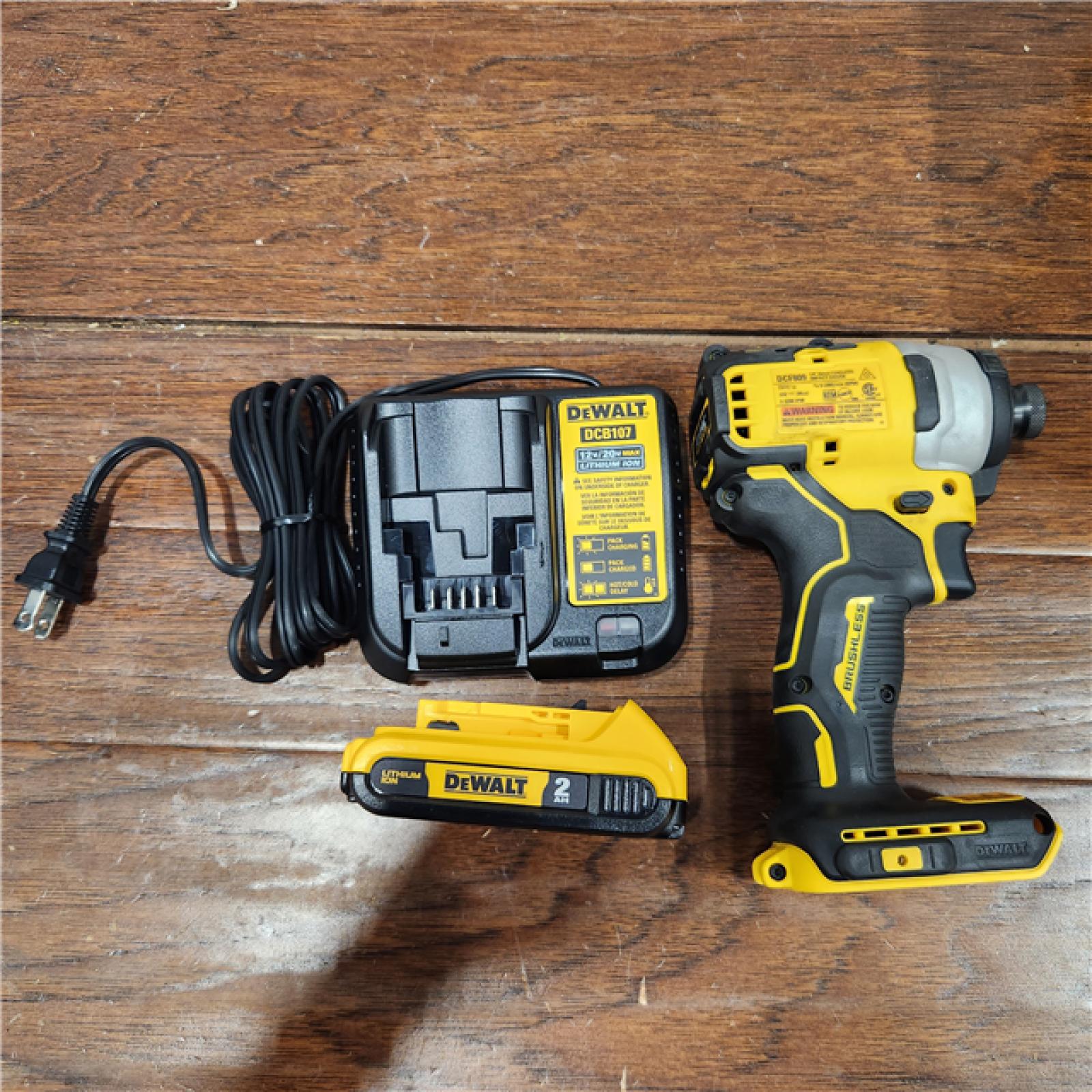 AS-IS DEWALT ATOMIC 20V MAX* Brushless Cordless Compact 1/4 in. Impact Driver Kit