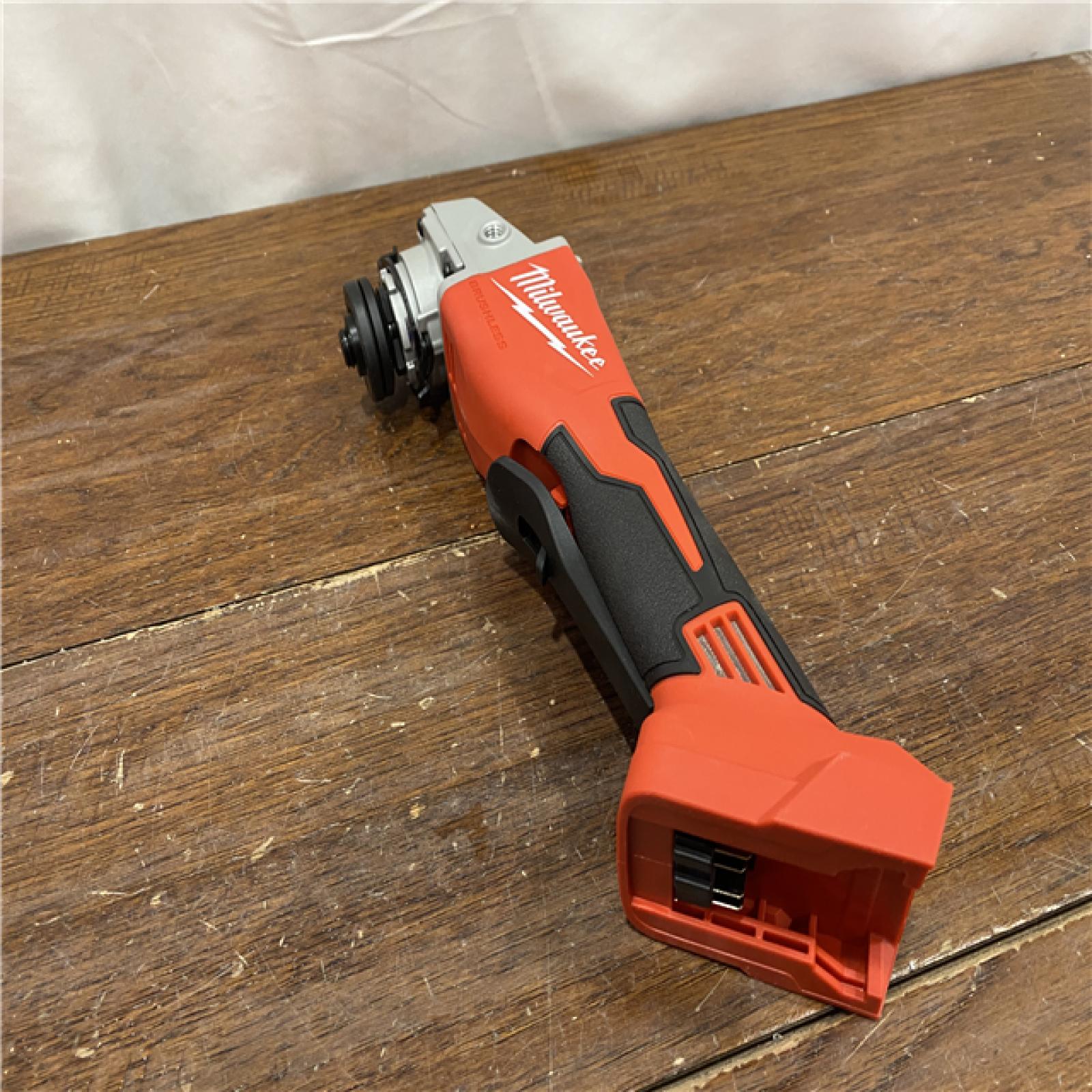 AS-ISMilwaukee 2686-20 18V Cordless 4.5 /5  Grinder W/ Paddle Switch (Tool Only)