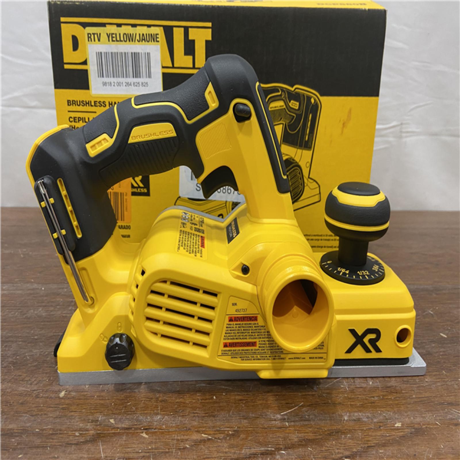 AS-IS DEWALT 20-Volt MAX XR Lithium-Ion Cordless Brushless 3-1/4 in. Planer (Tool-Only)