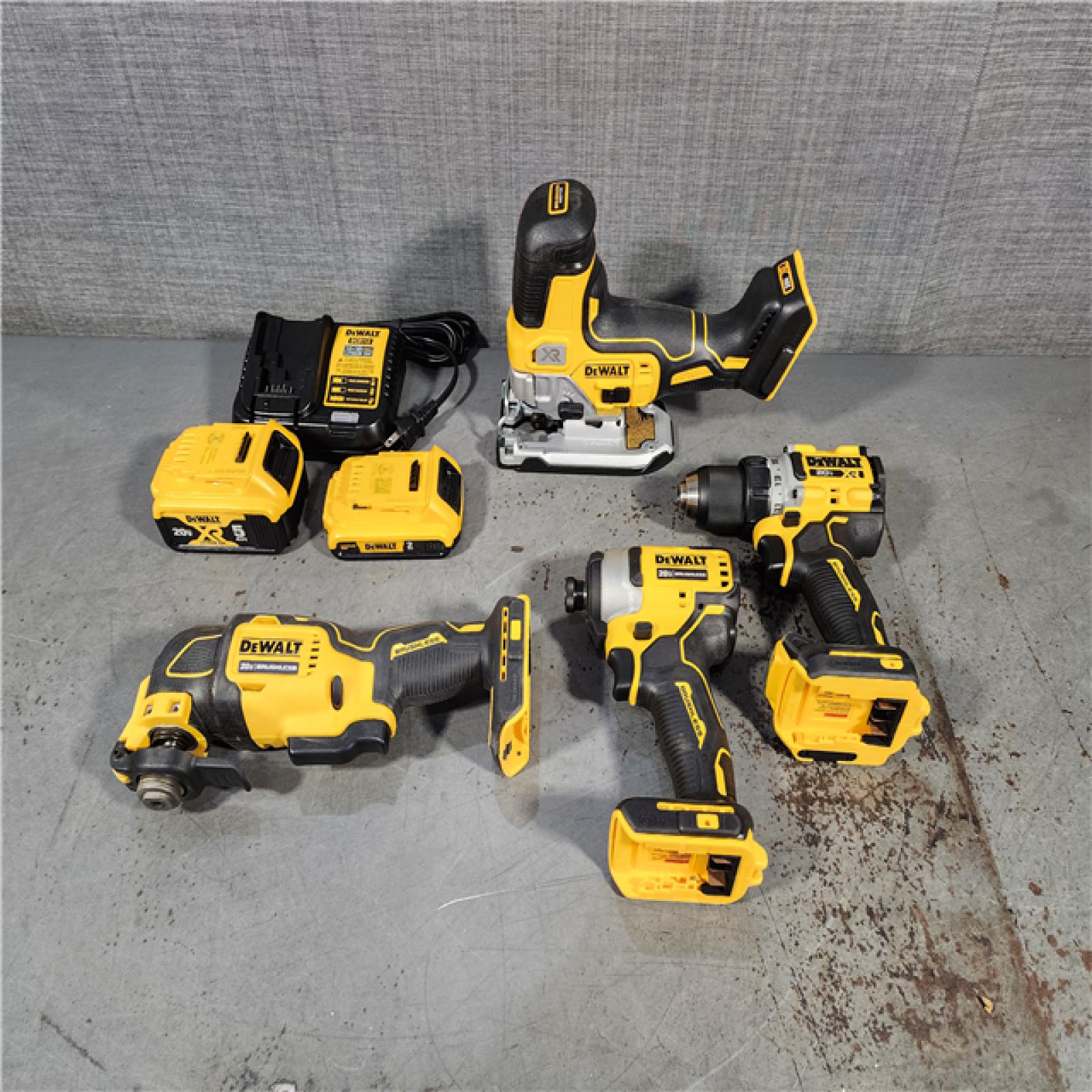 HOUSTON LOCATION - AS-IS DEWALT 4 TOOL COMBO KIT W/ (2) BATTERY & CHARGER