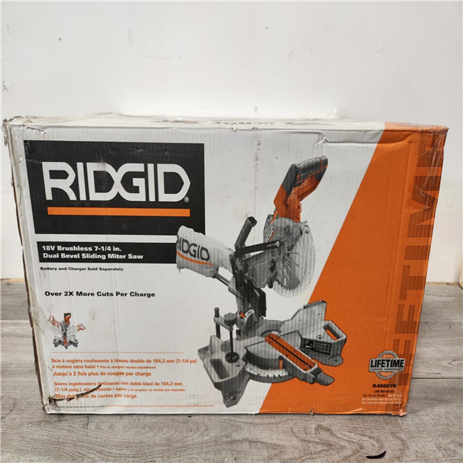 Phoenix Location RIDGID 18V Brushless Cordless 7-1/4 in. Dual Bevel Sliding Miter Saw (Tool Only)