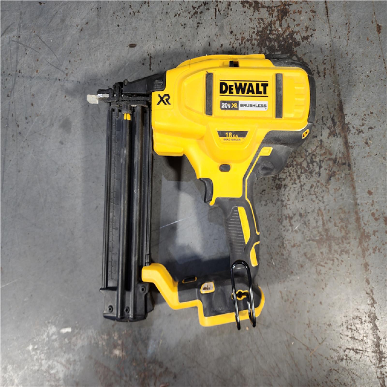 HOUSTON LOCATION - AS-IS (3) DEWALT 20V MAX XR 18 Gauge Brad Nailer Kit W/ (2) BATTERY & CHARGER