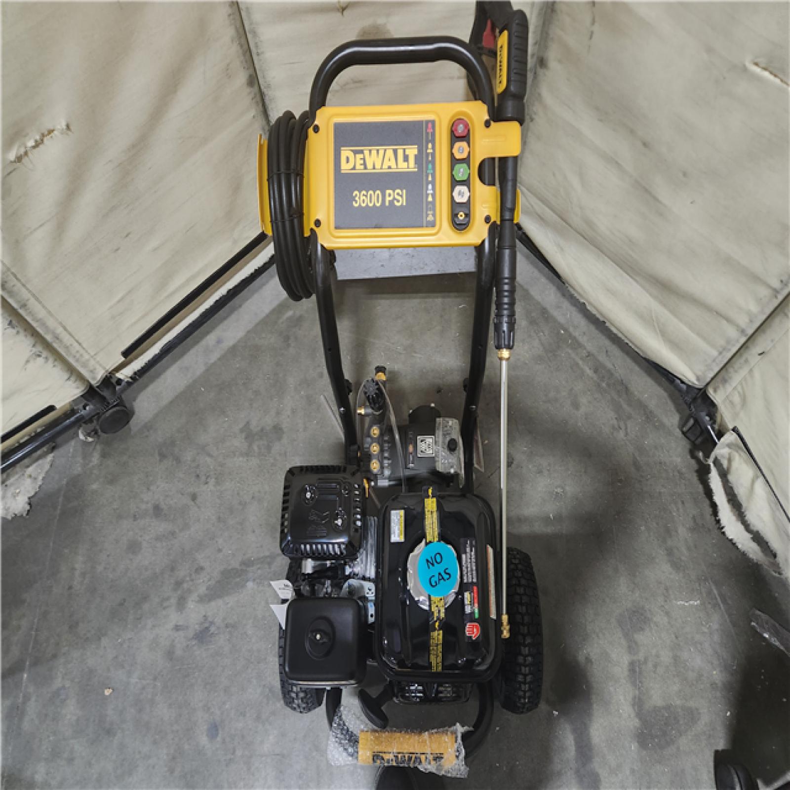 California AS-IS DEWALT 3600 PSI 2.5 GPM Cold Water Gas Professional Pressure Washer with HONDA GX200 Engine