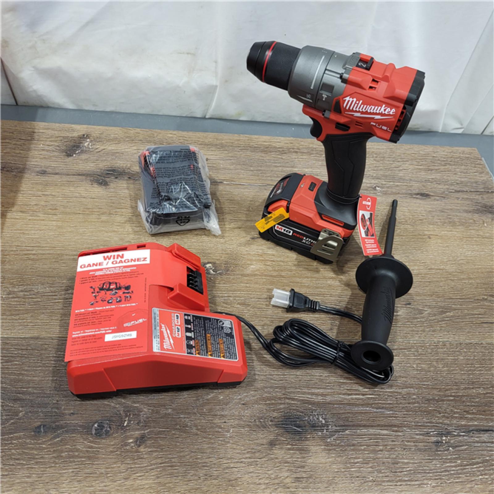 AS-IS Milwaukee 2904-22 Hammer Drill Driver Kit with Batteries  Charger & Tool Case  Red