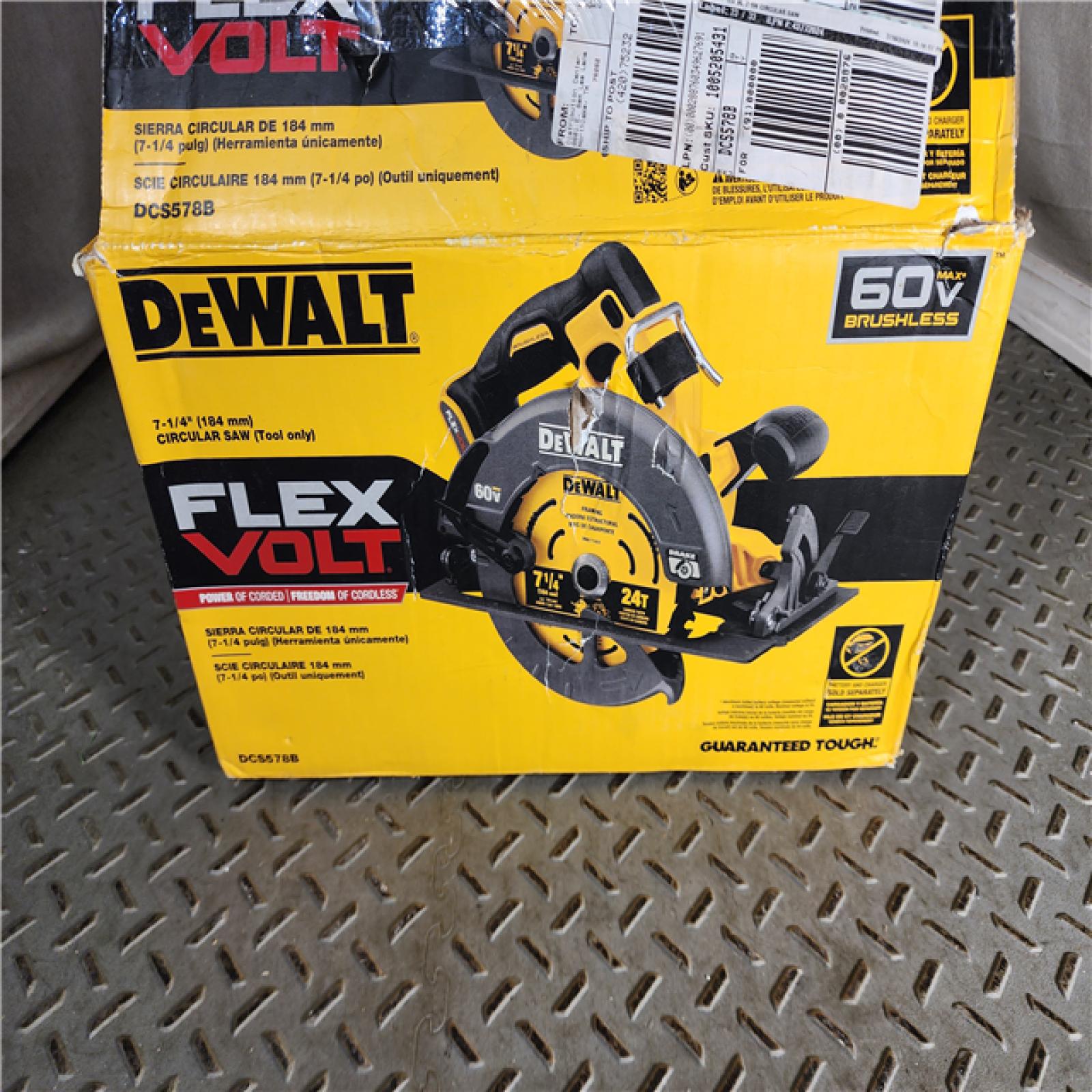 HOUSTON LOCATION - AS-IS DeWALT Flexvolt Max 7-1/4  60V Brushless Circular Saw DCS578B (Bare Tool)