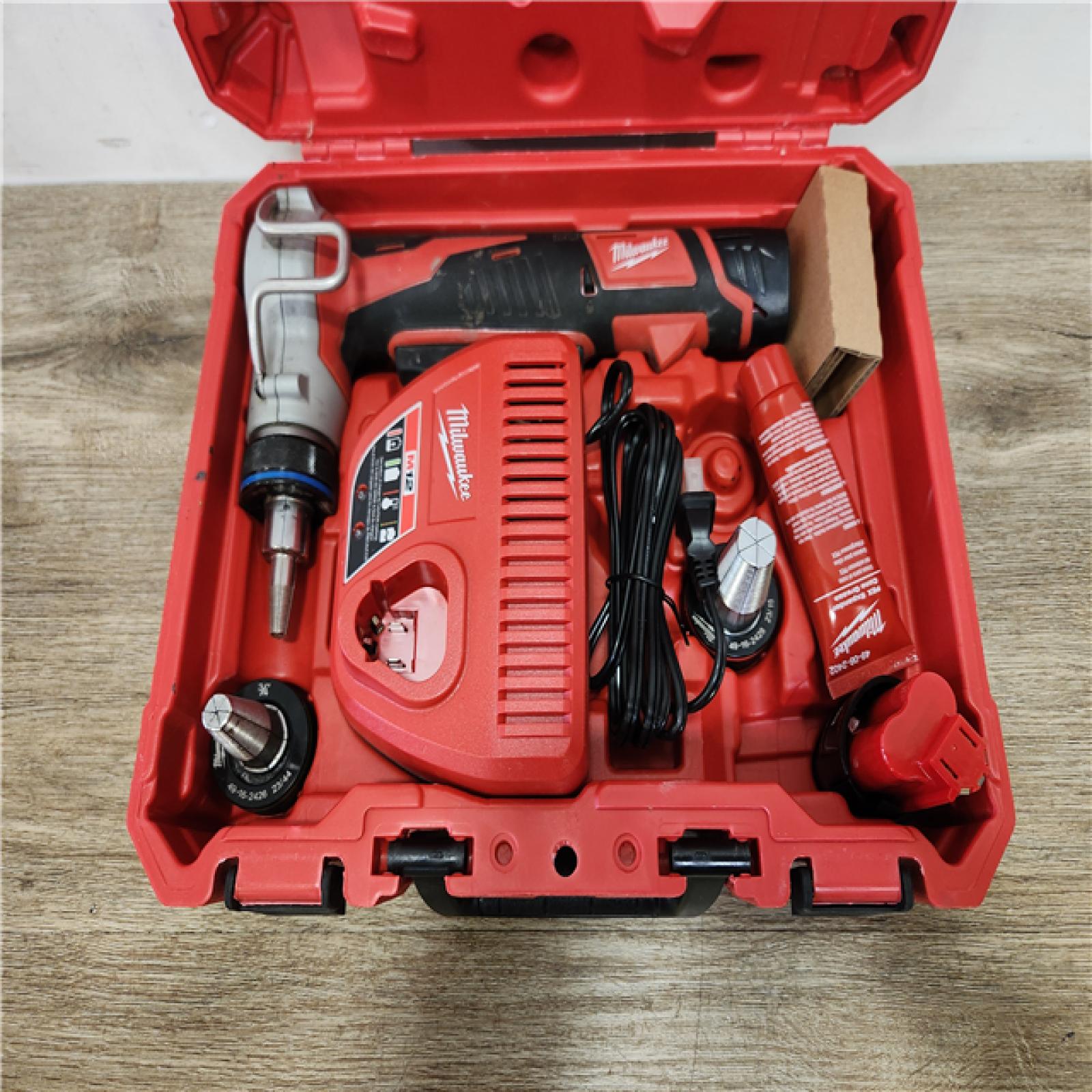 Phoenix Location NEW Milwaukee M12 12-Volt Lithium-Ion Cordless PEX Expansion Tool Kit with (2) 1.5 Ah Batteries, (3) Expansion Heads and Hard Case