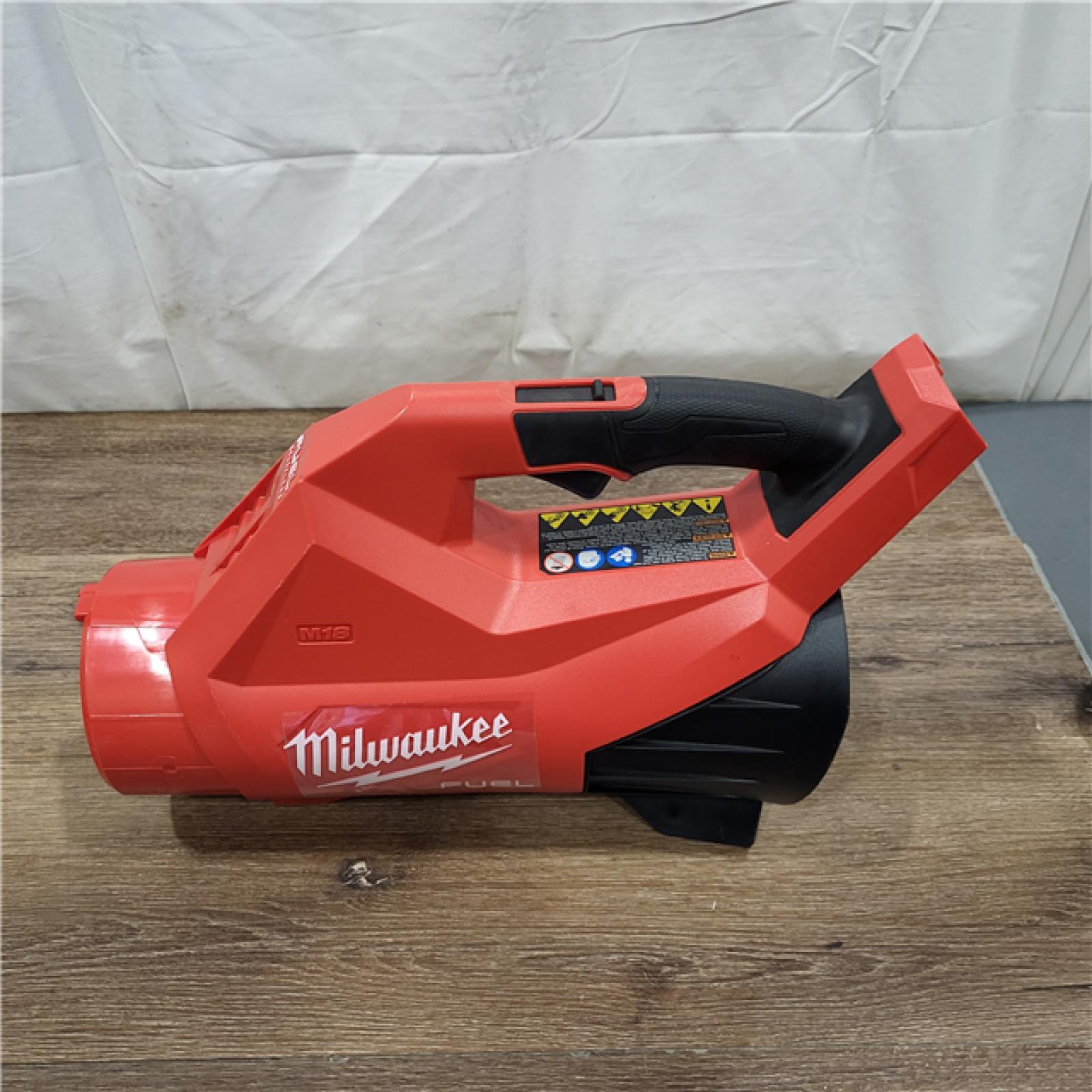 AS-IS Milwaukee M18 FUEL 18V Lithium-Ion Brushless Cordless Handheld Blower (Tool-Only)