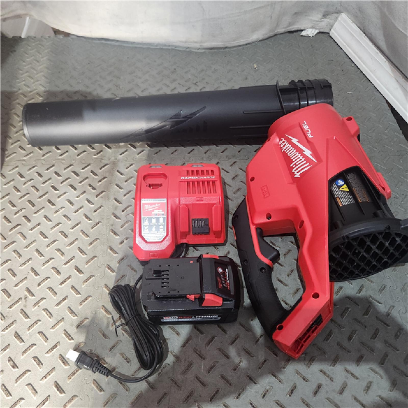 Houston location AS-IS MILWUAKEE M18 FUEL 120 MPH 450 CFM 18V Lithium-Ion Brushless Cordless Handheld Blower Kit with 8.0 Ah Battery, Rapid Charger