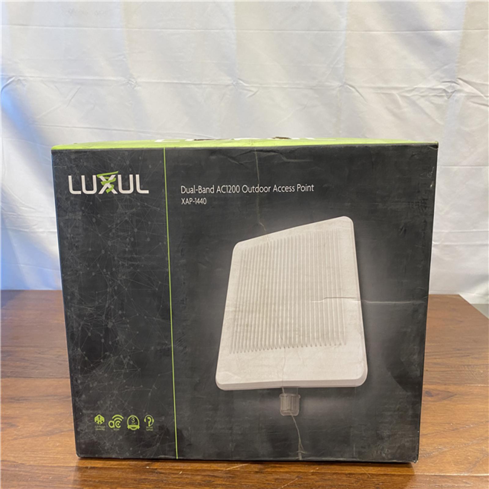 NEW! Luxul On-Q XAP-1440 IEEE 802.11ac 1.17 Gbit/s Wireless Access Point