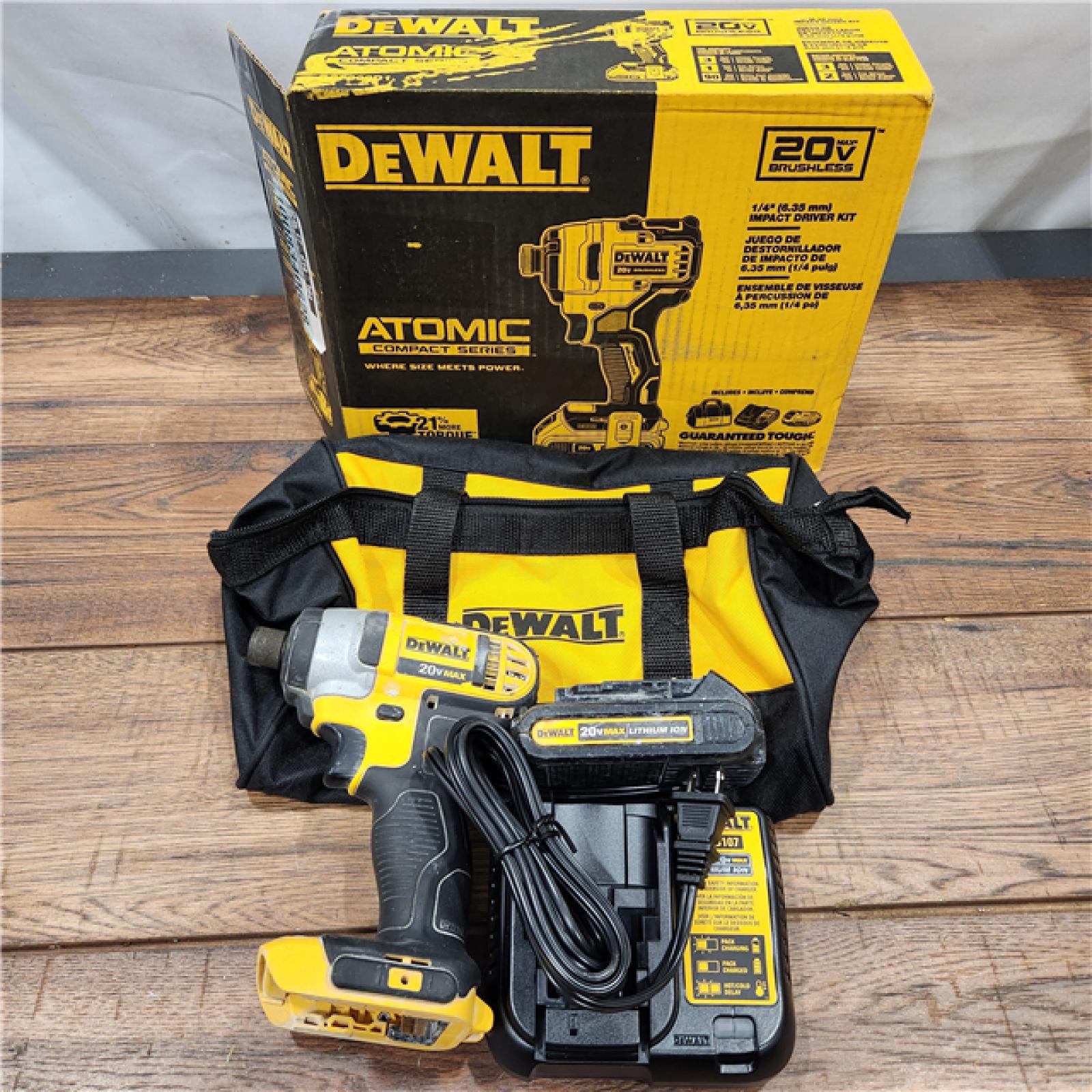 AS-IS DEWALT ATOMIC 20V MAX* Brushless Cordless Compact 1/4 in. Impact Driver Kit