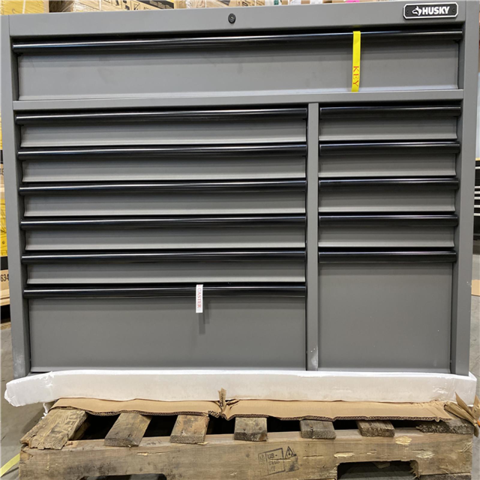 DALLAS LOCATION - HUSKY HEAVY DUTY 56IN 18 DRAWER TOOL CHEST MATTE GREY