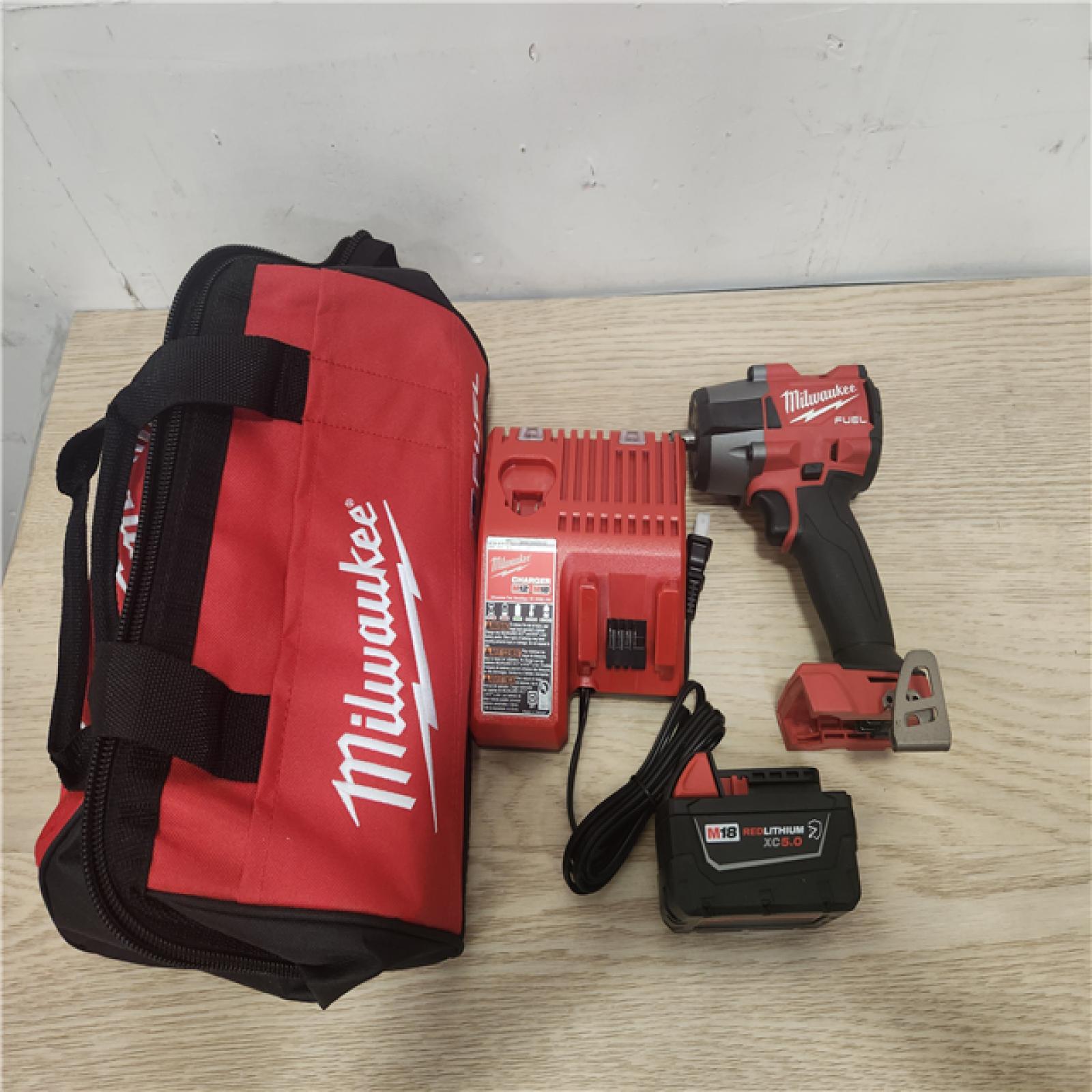 Phoenix Location Milwaukee M18 FUEL 18V Lithium-Ion Brushless Cordless 3/8 in. Mid-Torque Impact Wrench with Friction Ring Kit, Resistant Battery