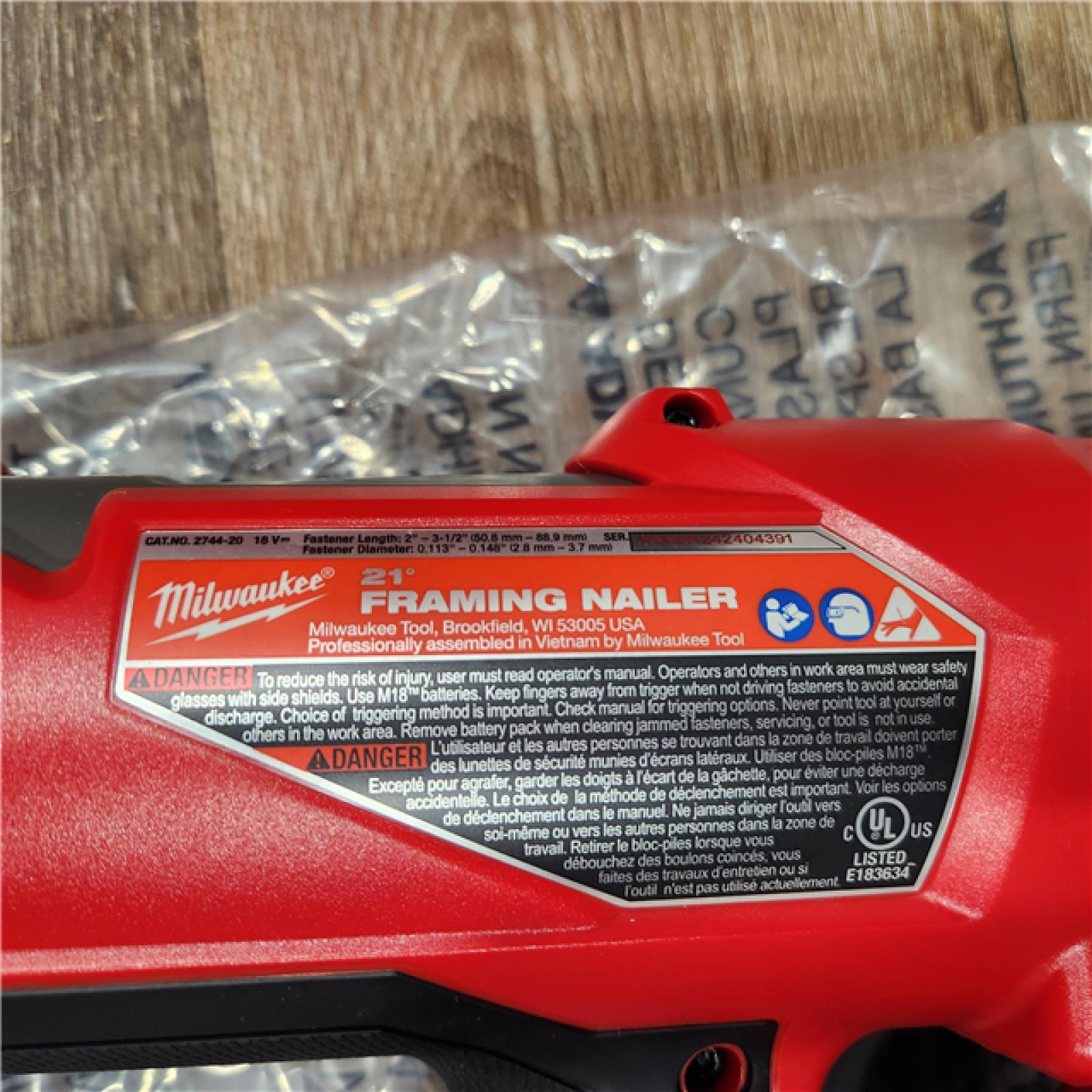 AS-IS Milwaukee 2744-20 M18 FUEL 21-Degree Cordless Framing Nailer (Tool Only)