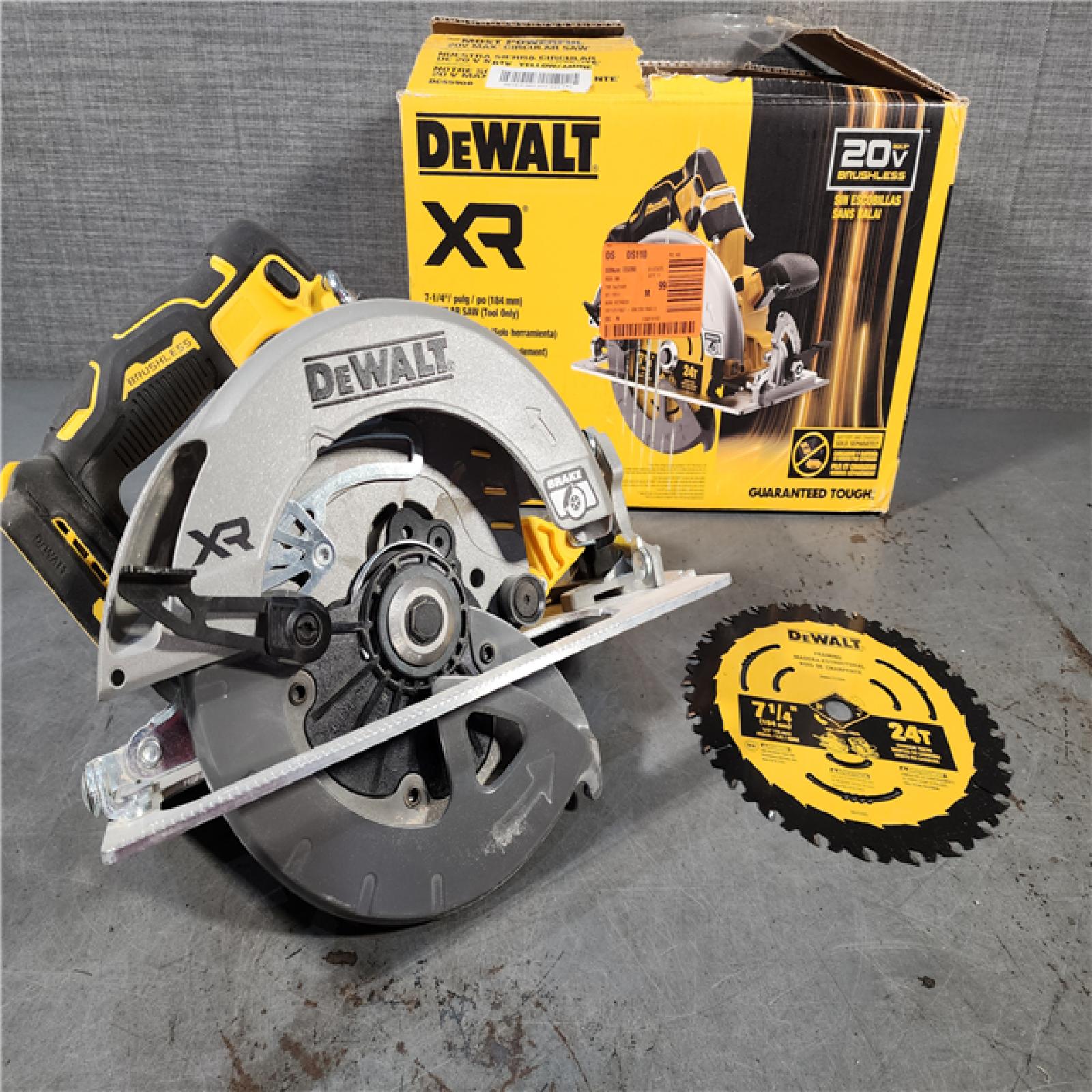 HOUSTON LOCATION - AS-IS DEWALT 20-Volt MAX 7-1/4 in. Cordless Circular Saw (Tool Only)