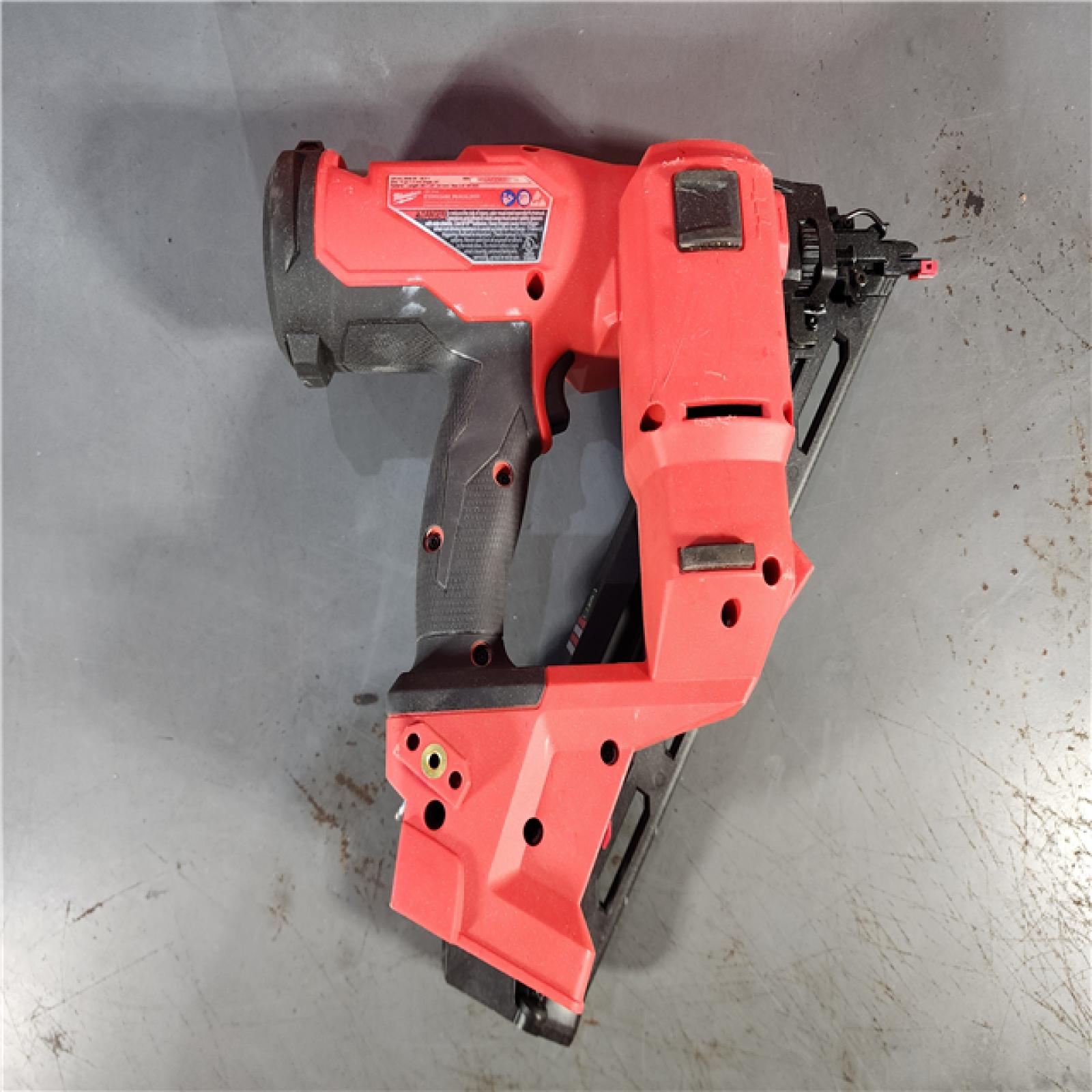 HOUSTON LOCATION - AS-IS Milwaukee 2839-20 M18 FUEL 15 Ga. 18 Volt Brushless Angled Finish Nailer (TOOL ONLY)