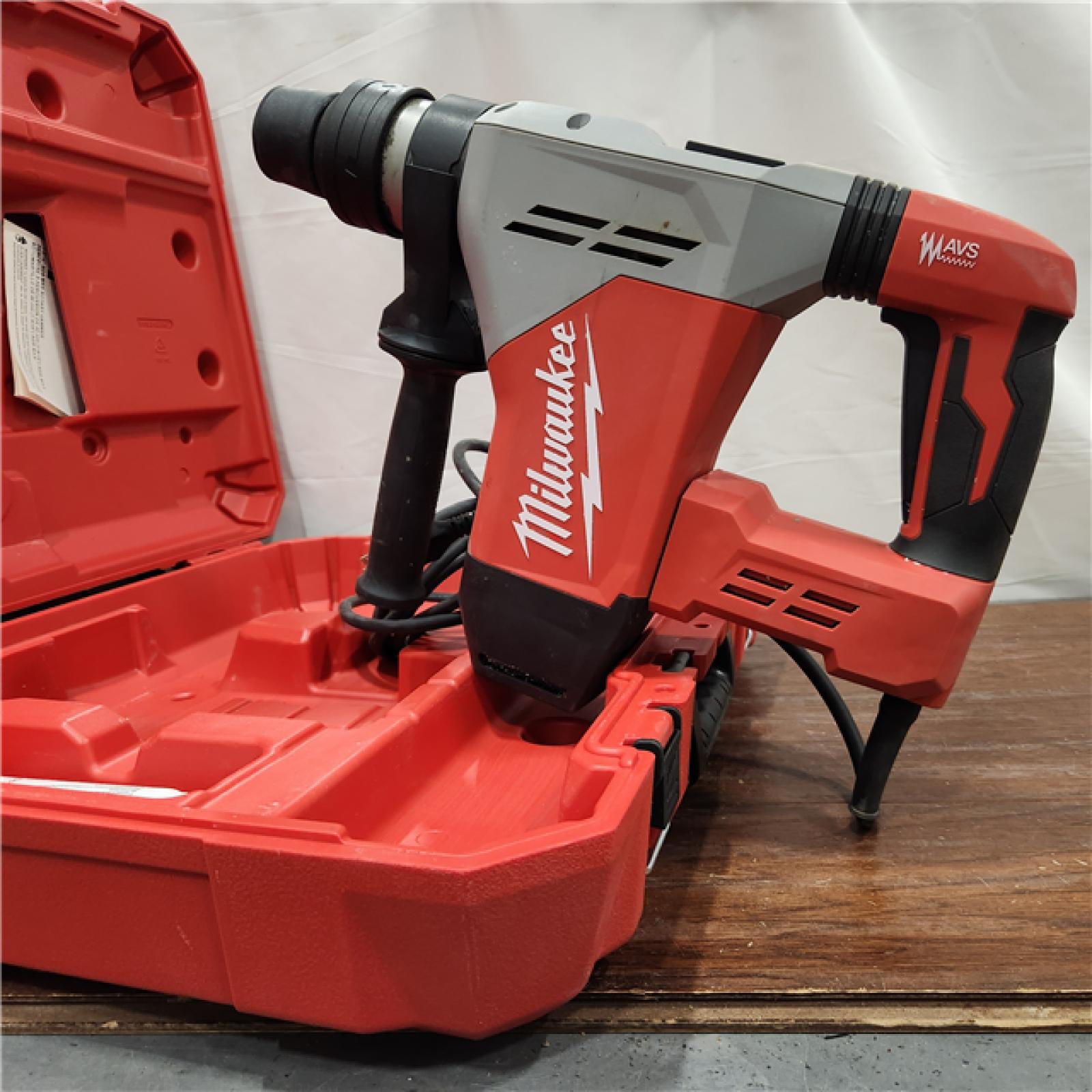 AS-IS Milwaukee 1-9/16 in. SDS-Max Rotary Hammer