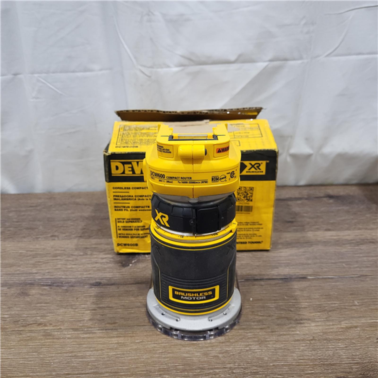 AS-IS Dewalt 20V MAX XR Brushless Cordless Compact Router (Tool Only)