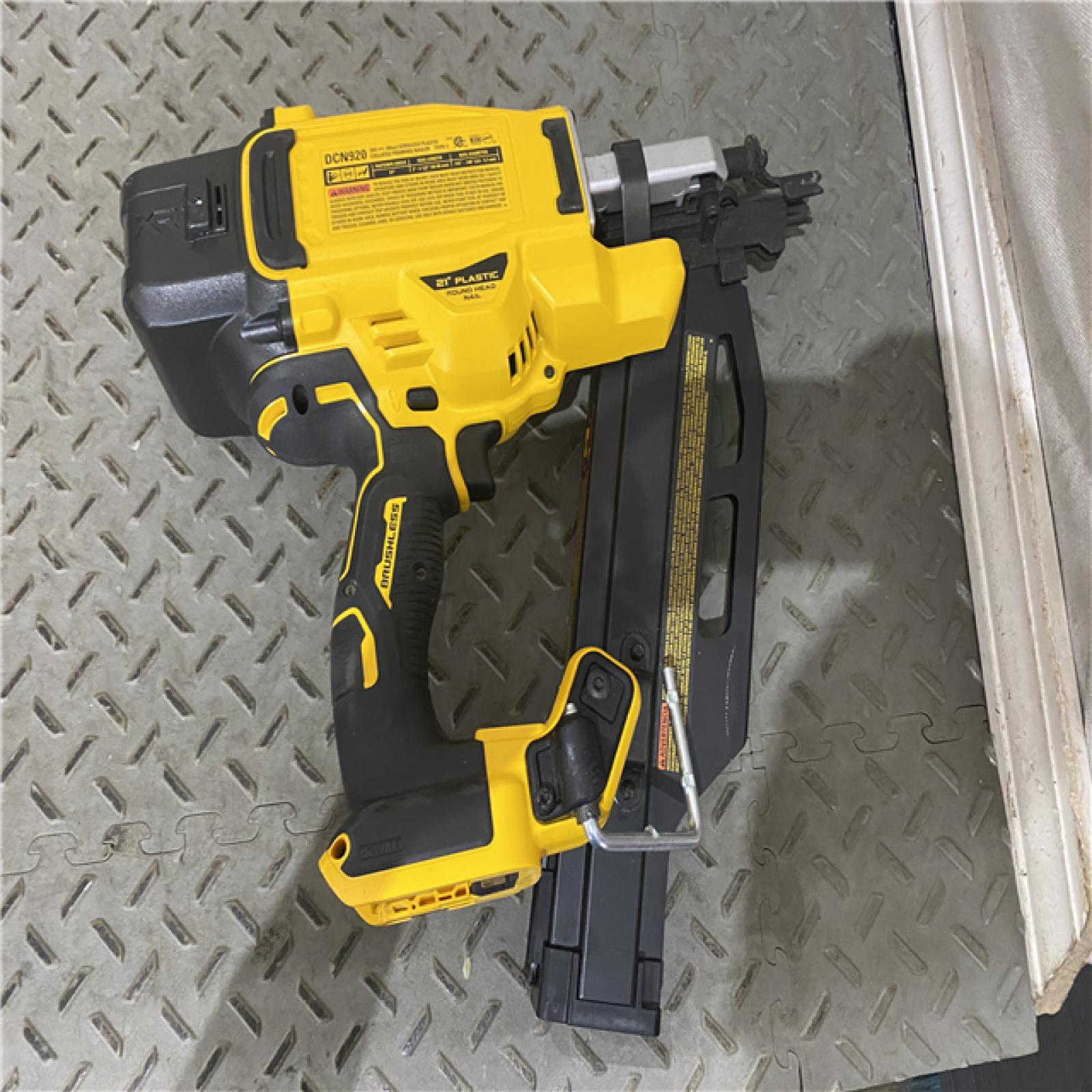 Houston location AS-IS DEWALT 20-Volt 21Â° Cordless Framing Nailer (Tool-Only)