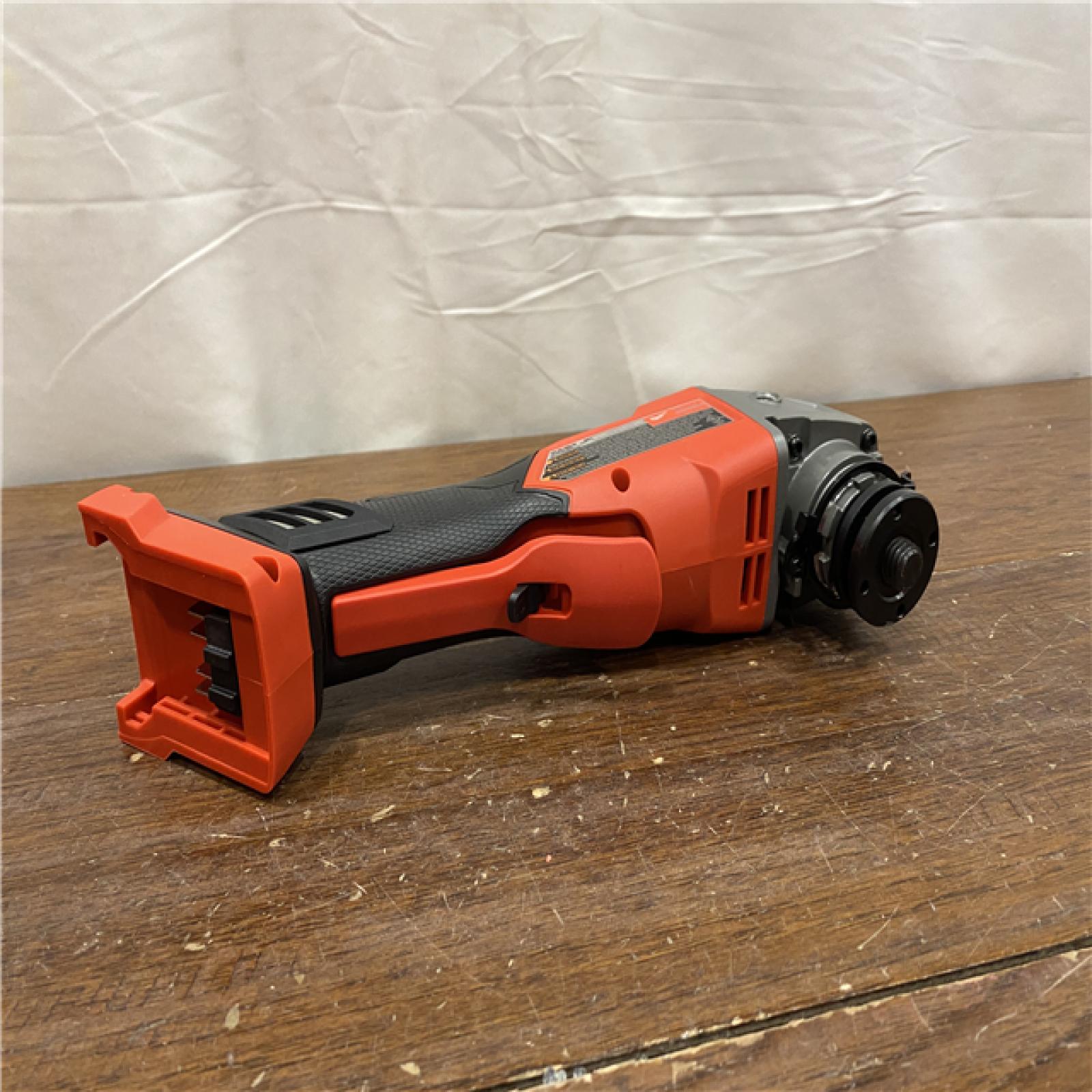 AS-ISMilwaukee 2880-20 M18 FUEL 18-Volt Lithium-Ion Brushless Cordless 4-1/2 in./5 in. Grinder W/Paddle Switch (Tool-Only)