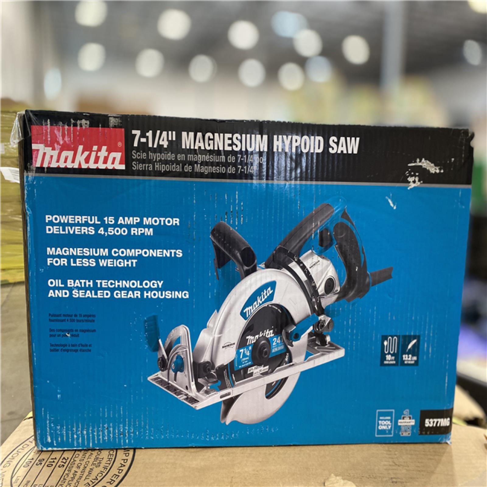 NEW! - Makita 15 Amp 7-1/4 in. Corded Lightweight Magnesium Hypoid Circular Saw with built in fan and 24T Carbide blade