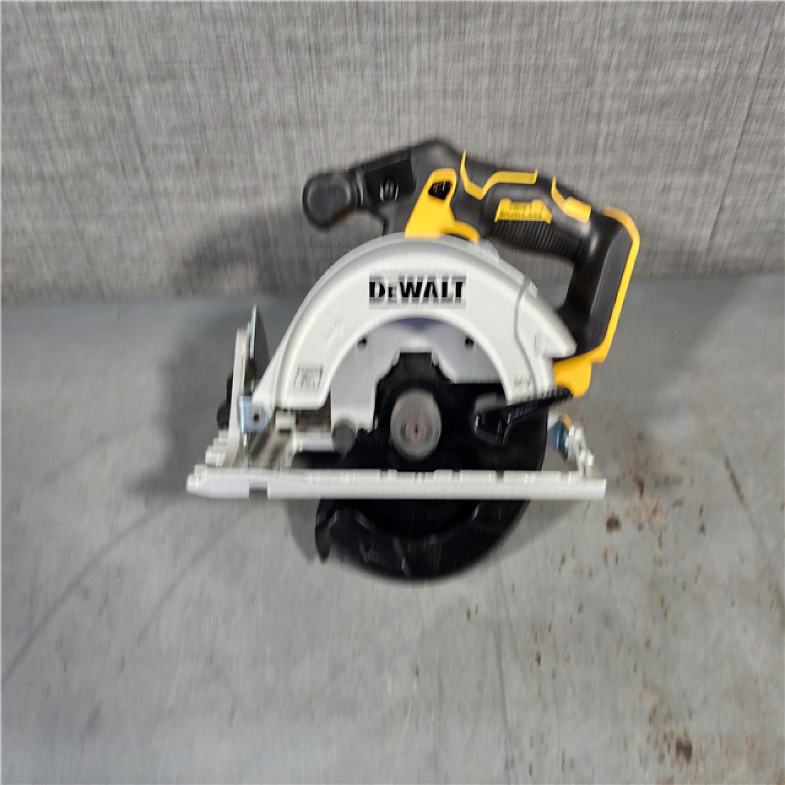 HOUSTON LOCATION - AS-IS DeWALT DCS565B 20V Max Brushless 6.5   Cordless Circular Saw (TOOL ONLY)