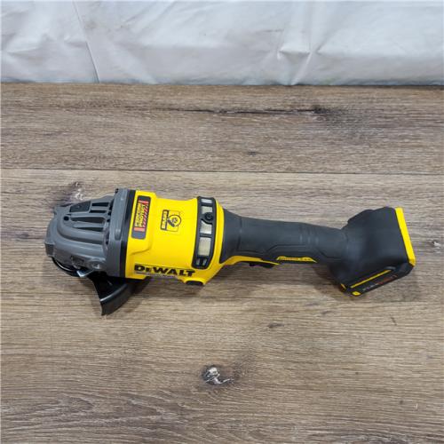 AS-IS Dewalt FLEXVOLT 20 Volt 1/2 in. Brushless Cordless Hammer Drill/Driver Kit (Battery & Charger)