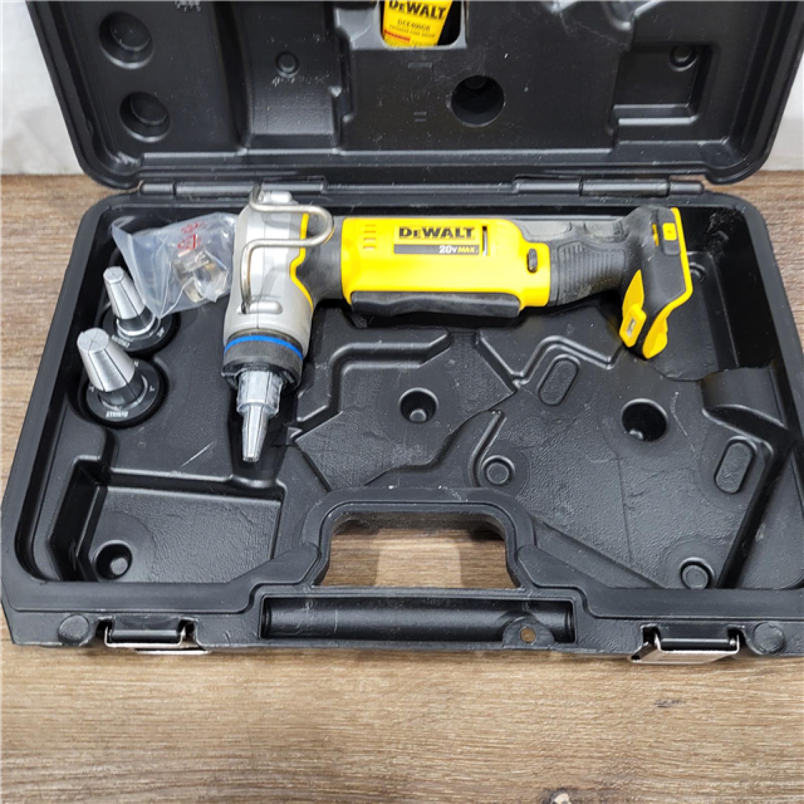 AS-IS DEWALT DCE400B 20V Max 1 Pex Expander (Tool Only)