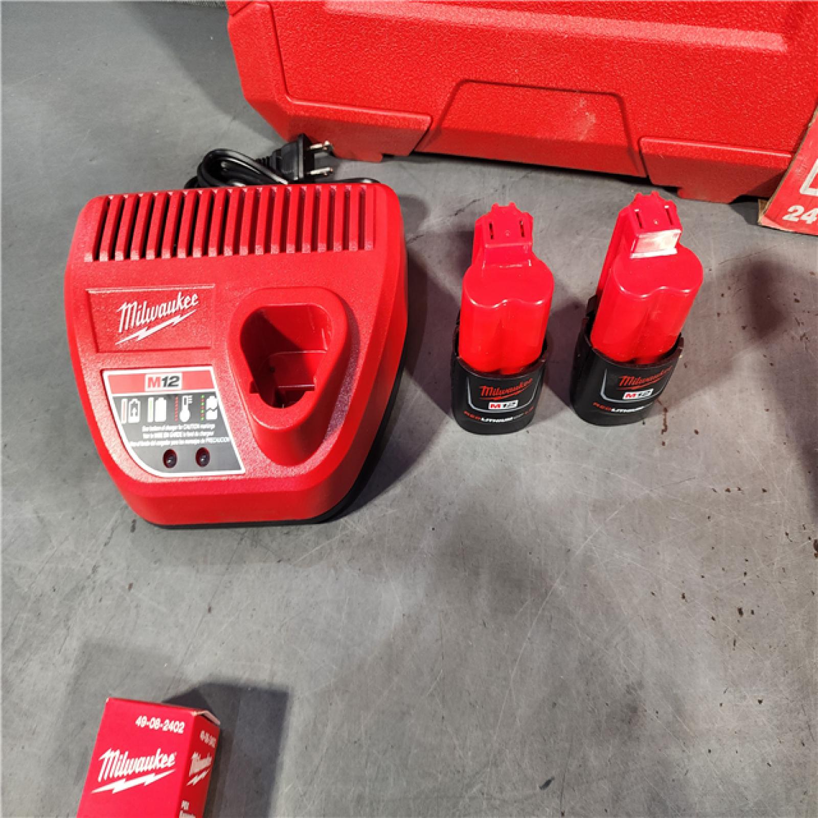 HOUSTON LOCATION - AS-IS M12 12-Volt Lithium-Ion Cordless PEX Expansion Tool Kit with (2) 1.5 Ah Batteries, (3) Expansion Heads and Hard Case