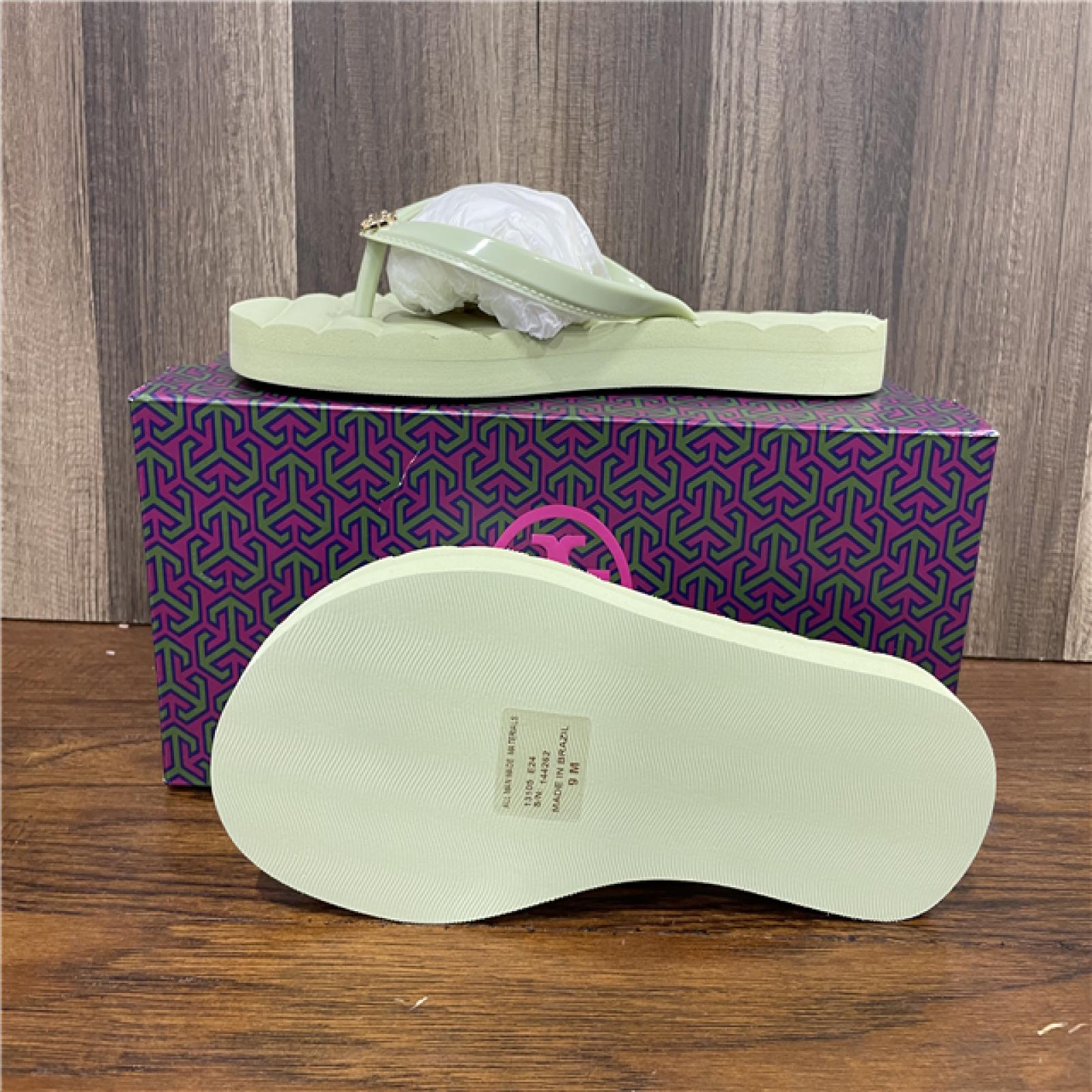 NEW! Tory Burch Kira Flip Flop - Pistachio/Gold SZ 9