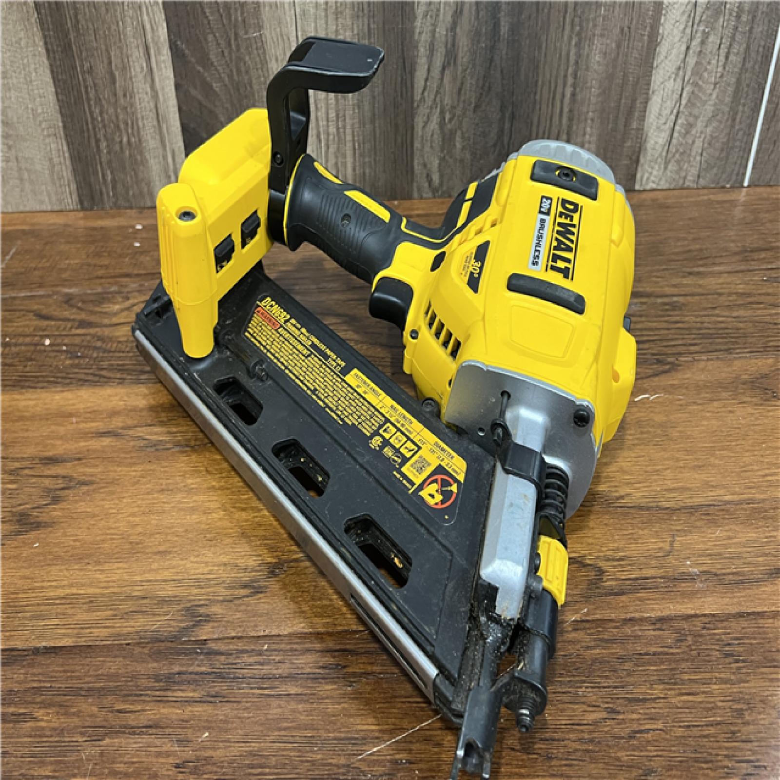 AS-IS DEWALT 20-Volt 30Â° Cordless Framing Nailer (Tool-Only)