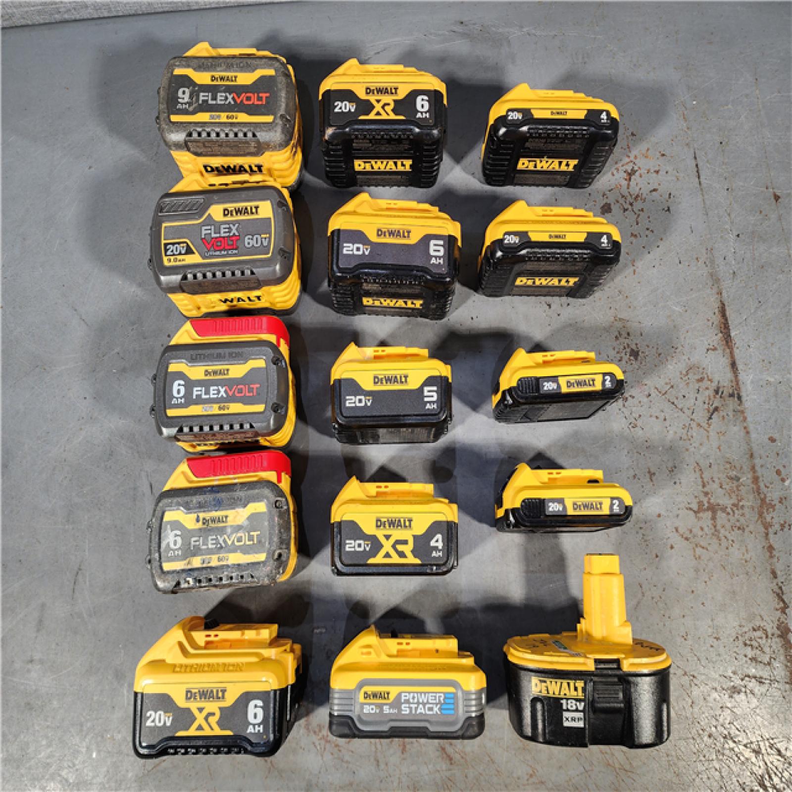 HOUSTON LOCATION - AS-IS DEWALT BATTERY PACK QTY - 15