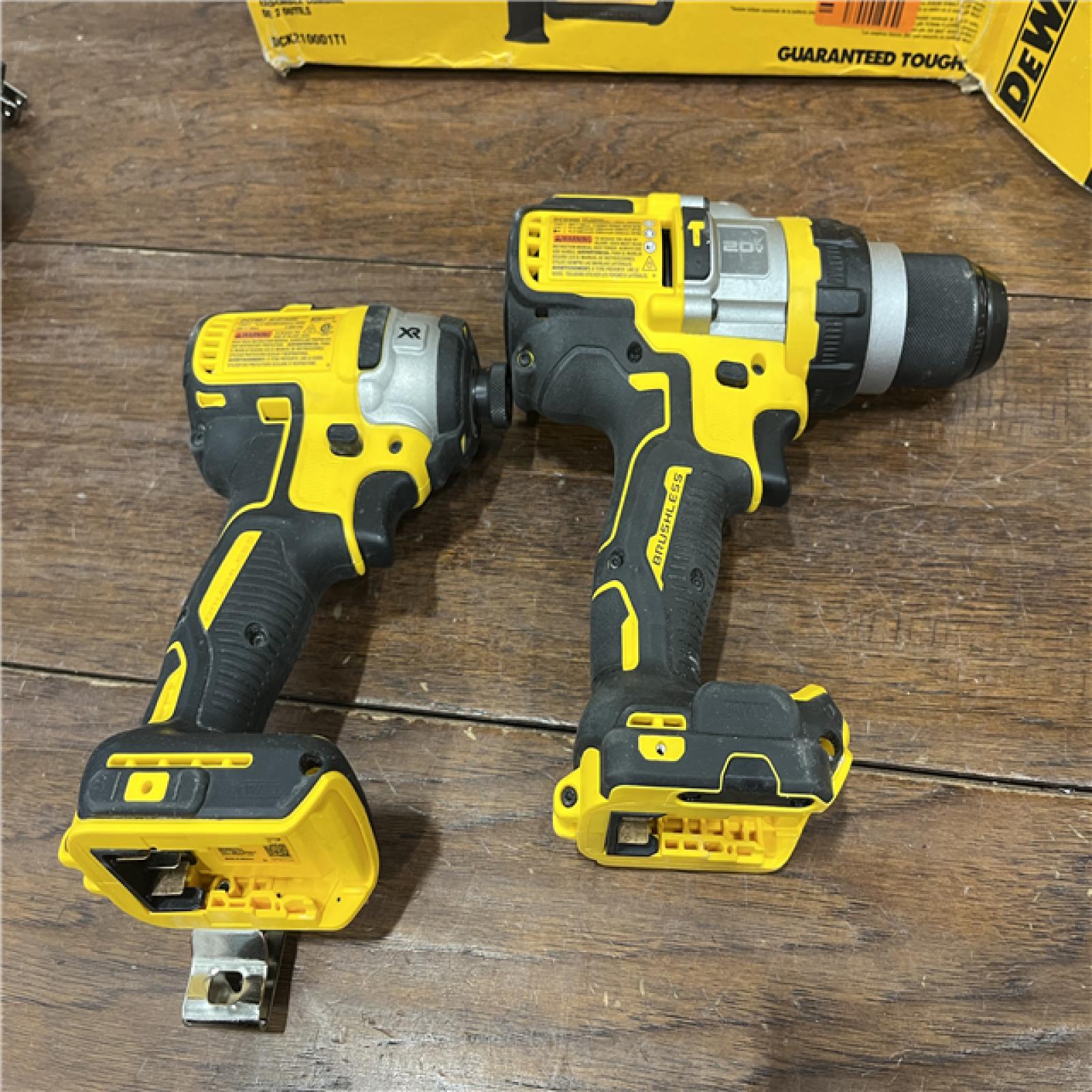 AS-IS20V MAX Cordless Brushless Hammer Drill/Driver 2 Tool Combo Kit with FLEXVOLT ADVANTAGE