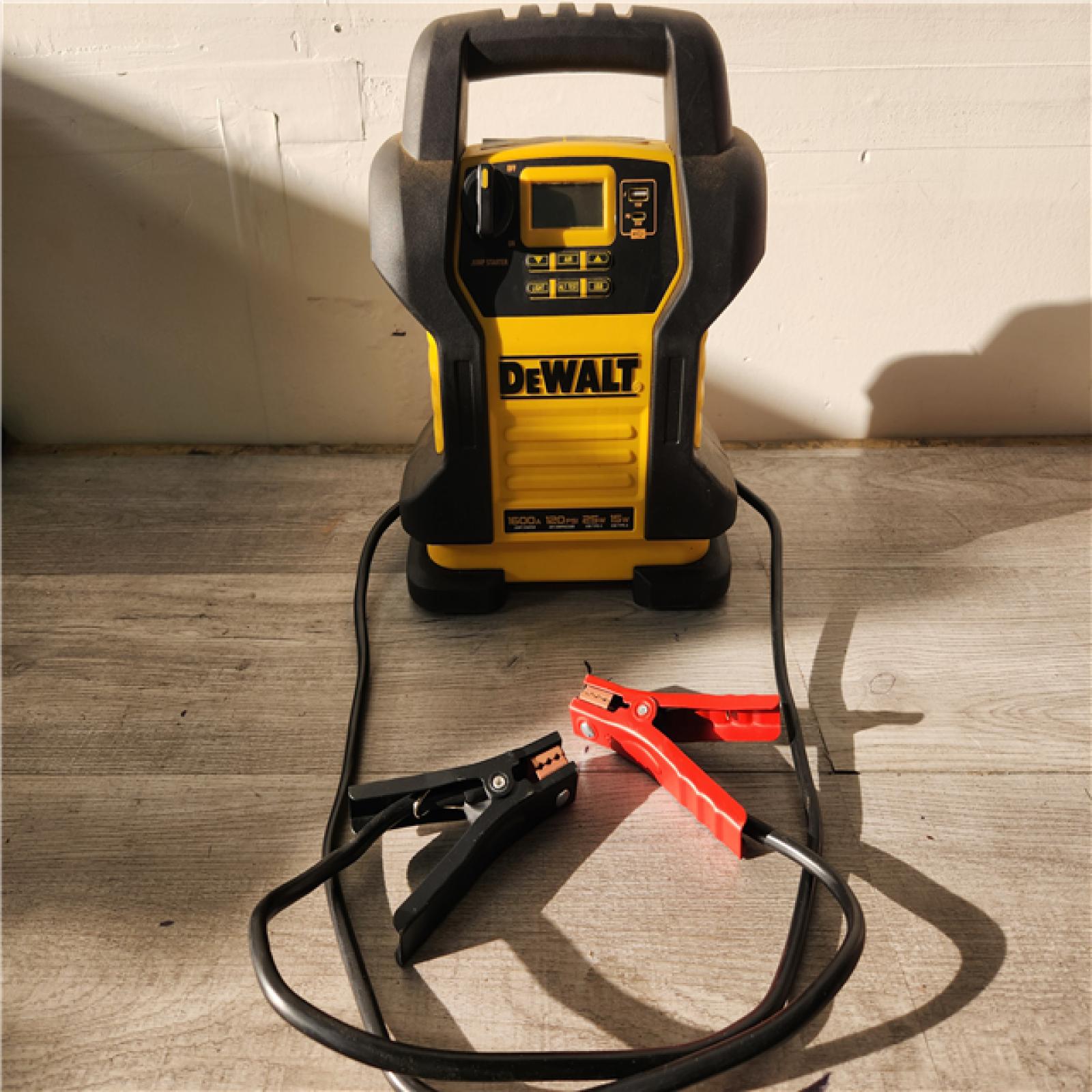 Phoenix Location DEWALT 1600 Peak Amp Jump Starter with Digital Compressor and USB Power Bank