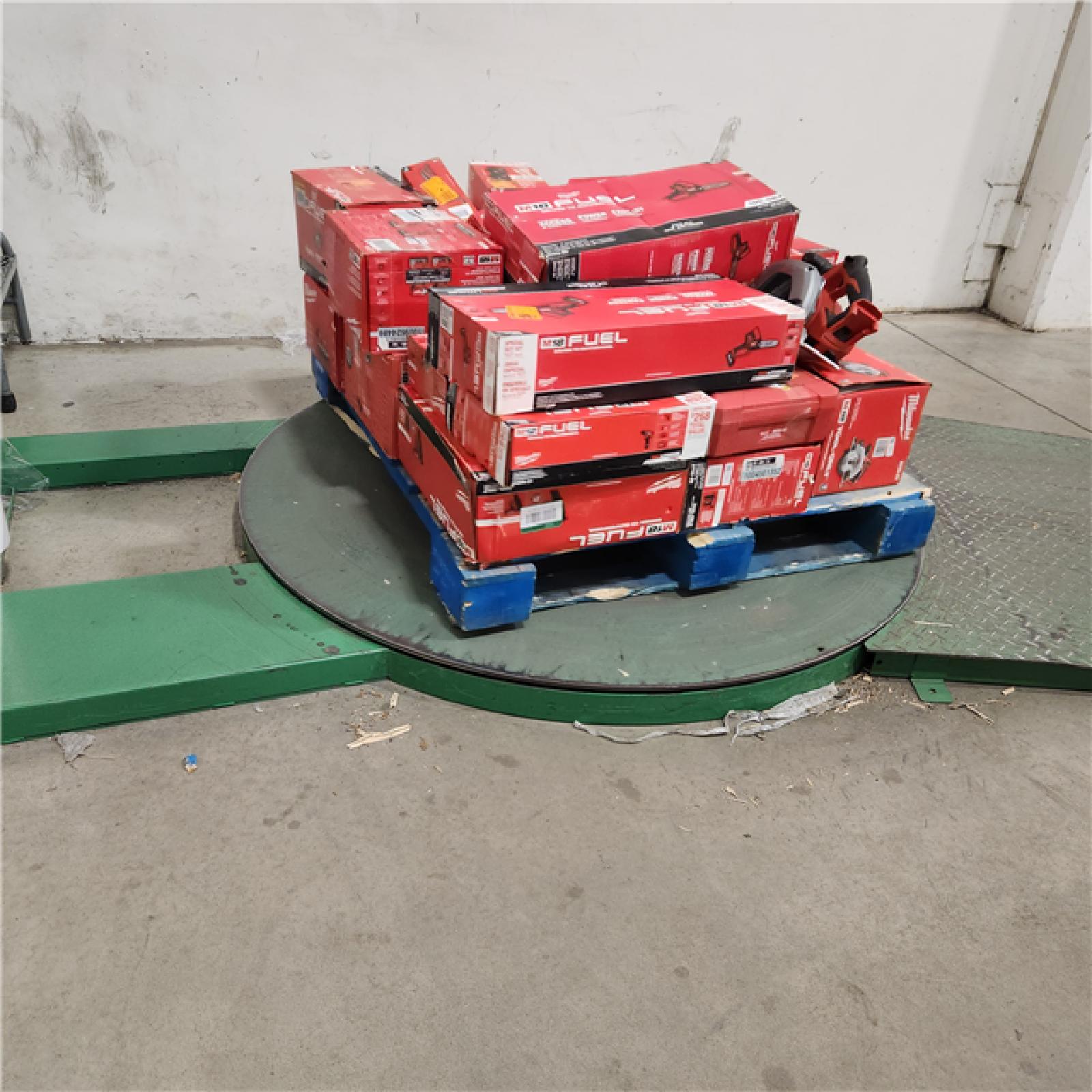 Dallas Location - As-Is MILWAUKEE Tool Pallet