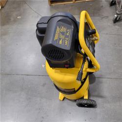 AS-IS Compresseur D'air Vertical Ã‰lectrique Portable Dewalt 15 Gallons Ã€ Un Ã‰tage D55168 - Rona