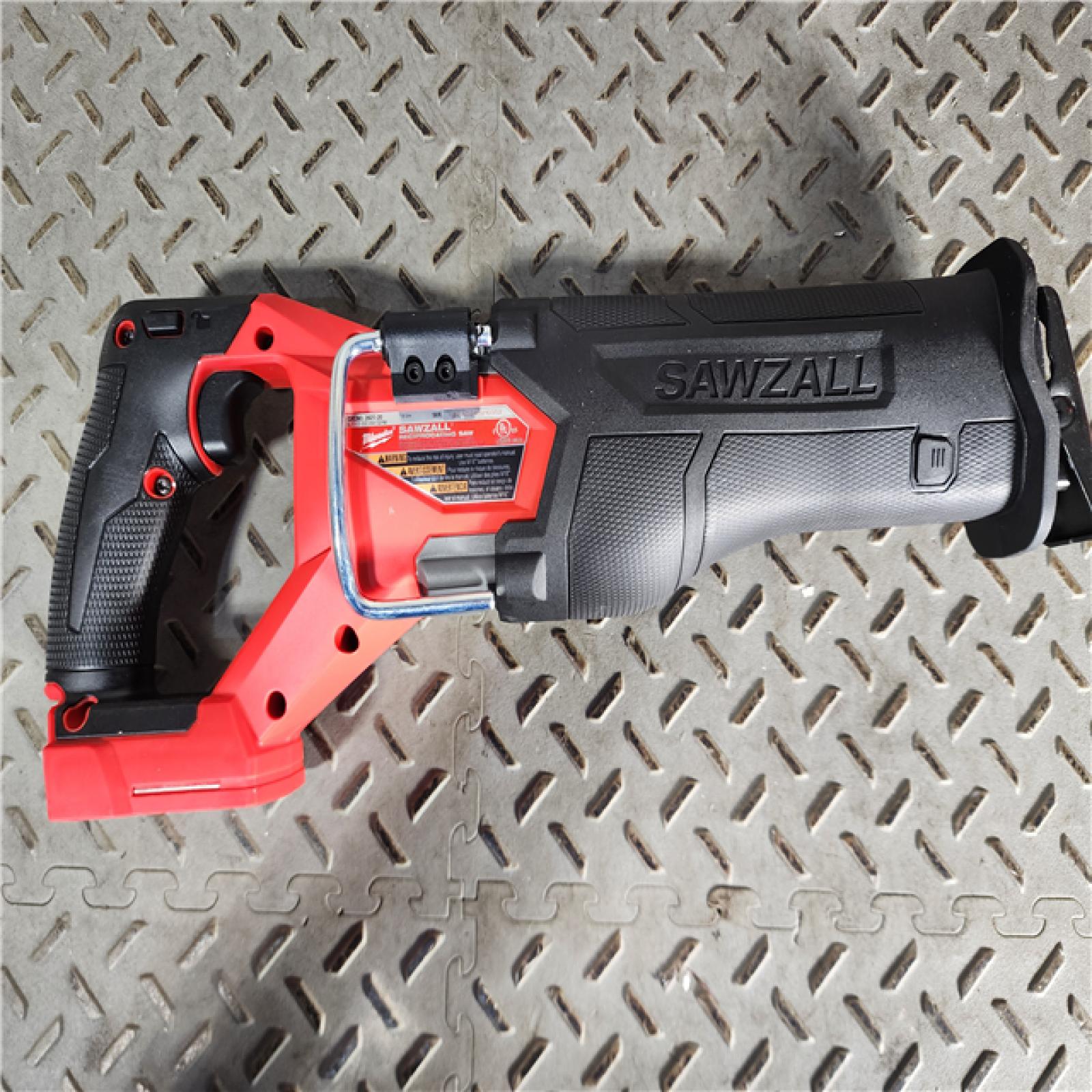 HOUSTON LOCATION - AS-IS (APPEARS LIKE NEW) Milwaukee M18 18V Fuel Sawzall 1-1/4  Reciprocating Saw Cordless Lithium-Ion Brushless 2821-20 (TOOL ONLY)