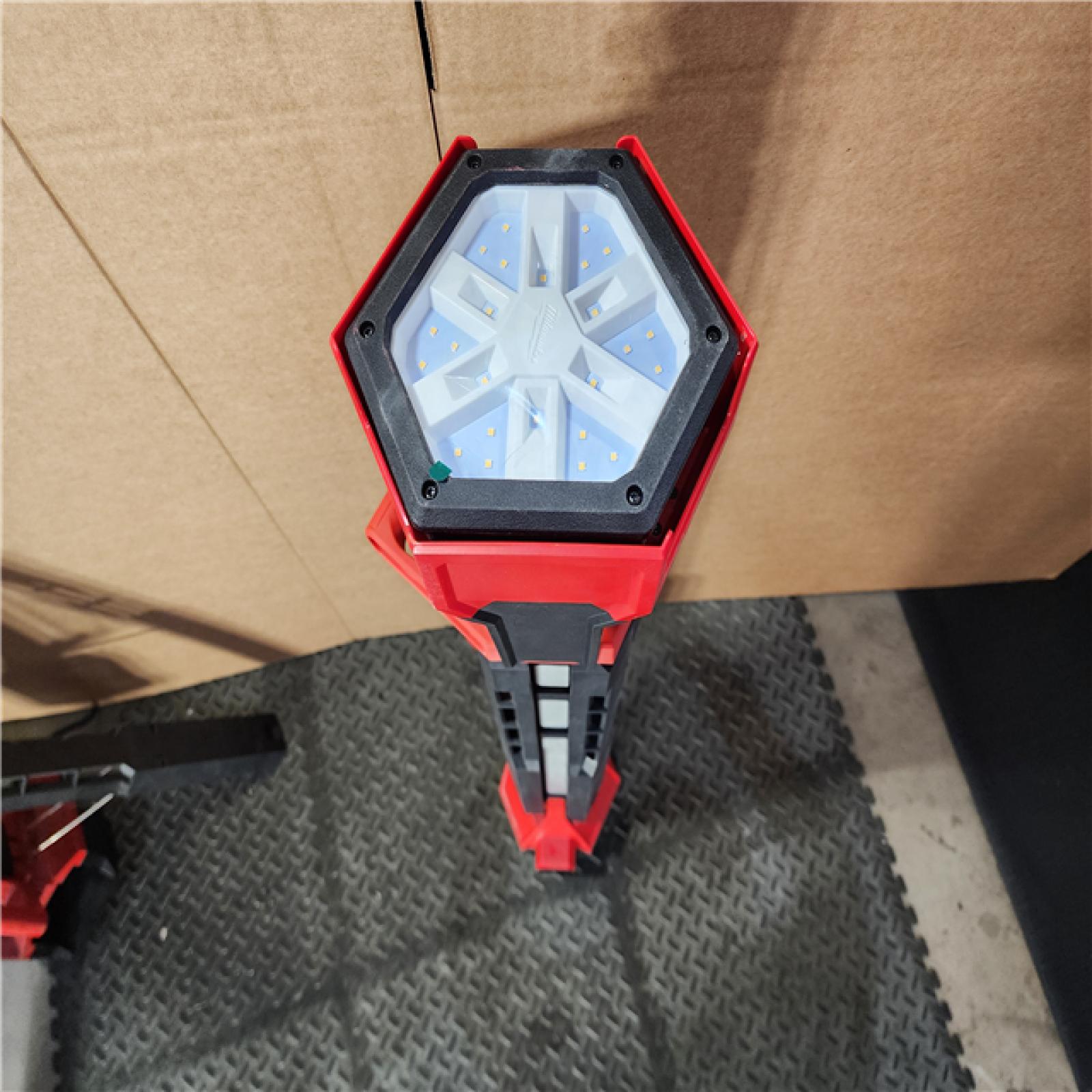 HOUSTON LOCATION - AS-IS (APPEARS LIKE NEW) Milwaukee M18 18V Cordless Rocket Dual Power Tower Light (Tool Only)