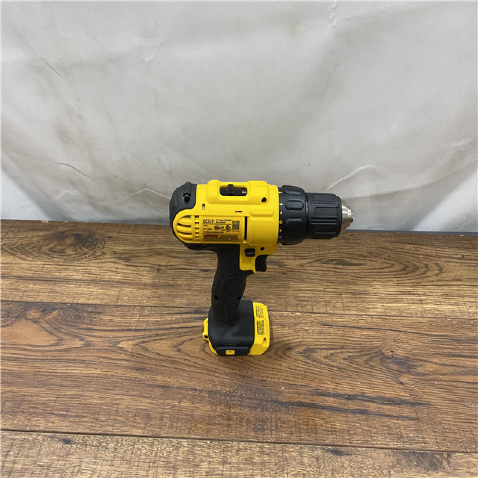 AS IS 20V MAX Cordless 1/2 in. Drill/Driver, (2) 20V 1.3Ah Batteries, Charger and Bag